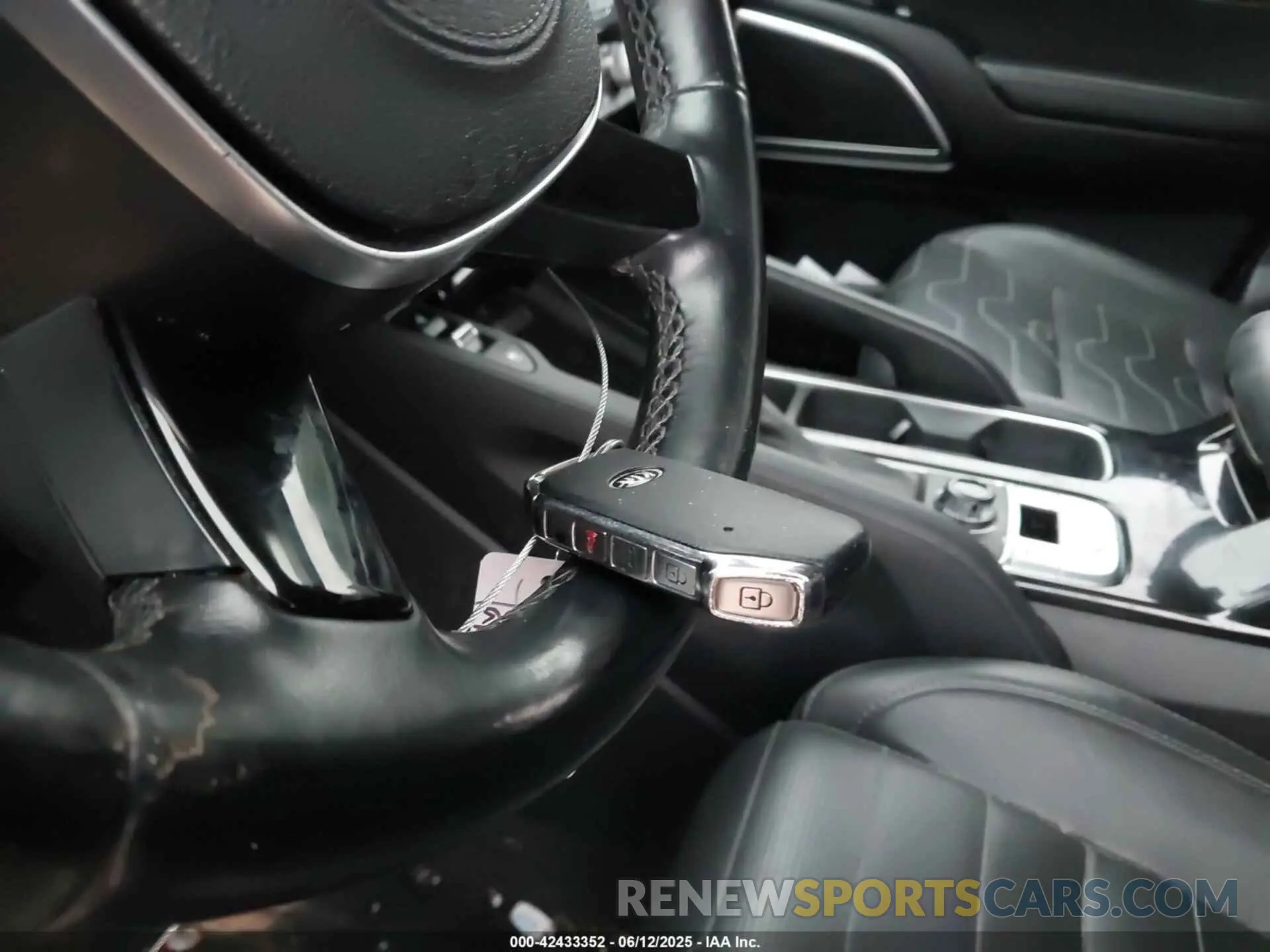 11 Photograph of a damaged car 5XYP5DHC4LG049304 KIA TELLURIDE 2020