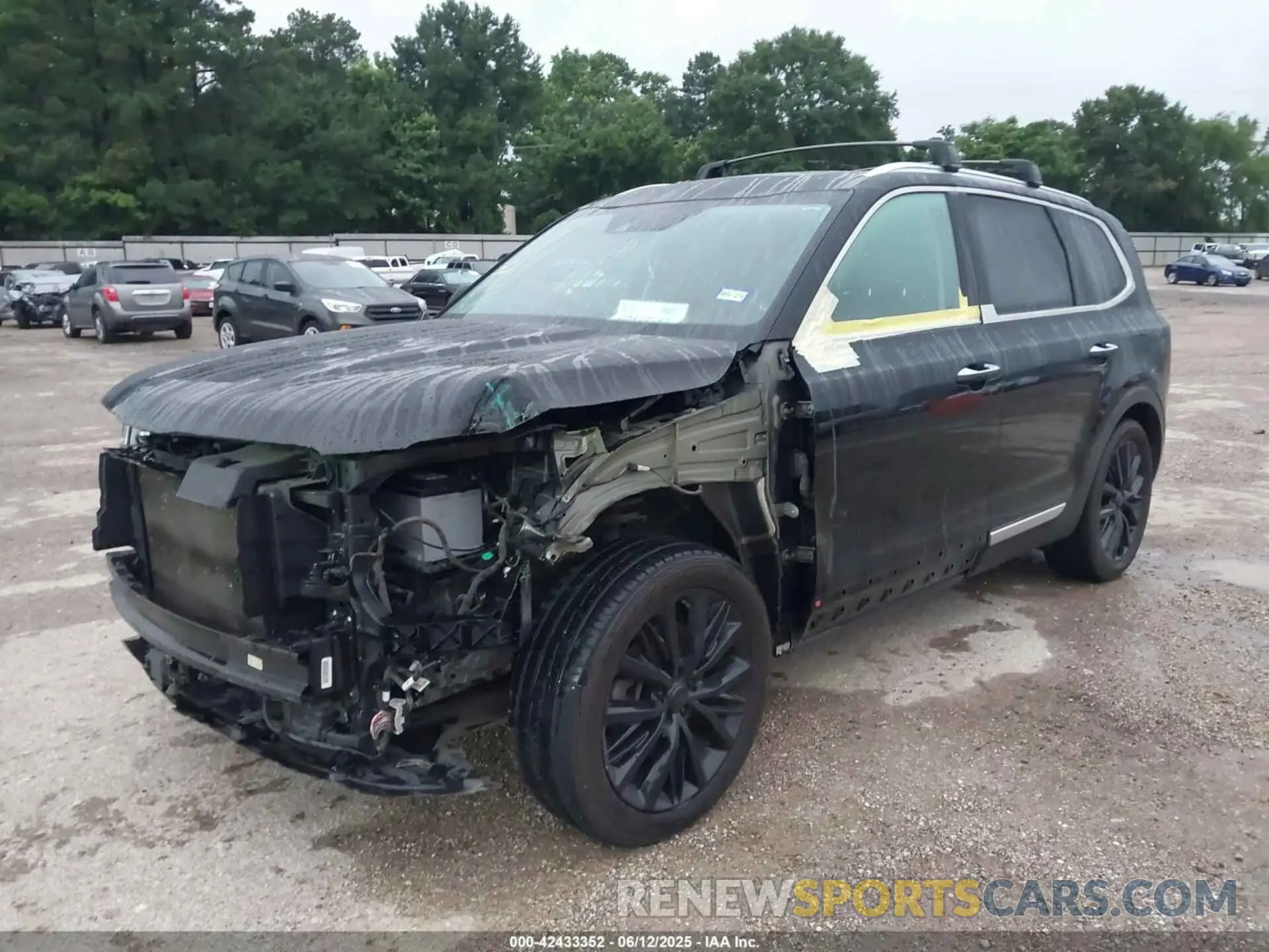 2 Photograph of a damaged car 5XYP5DHC4LG049304 KIA TELLURIDE 2020
