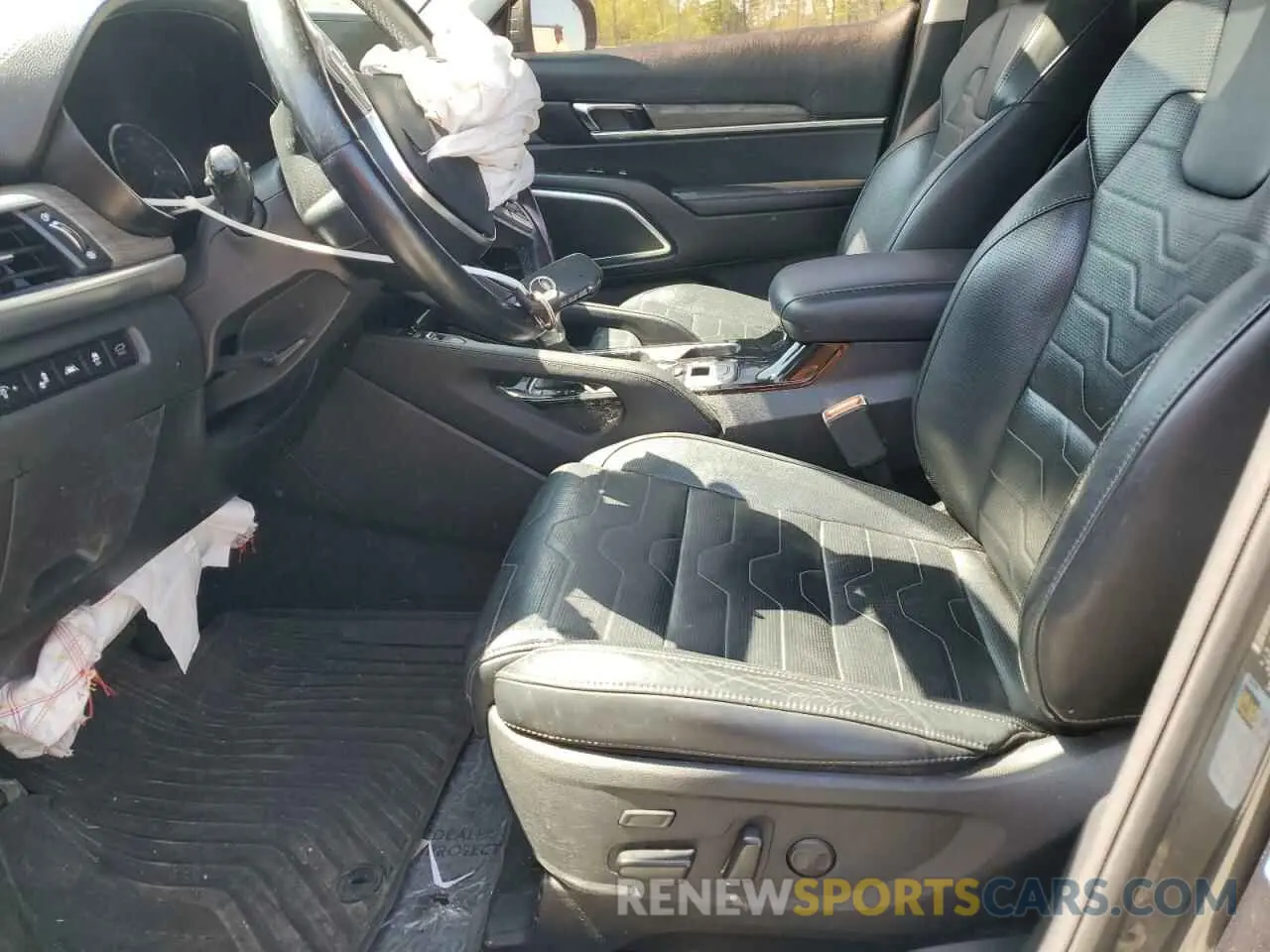 7 Photograph of a damaged car 5XYP5DHC4LG052302 KIA TELLURIDE 2020