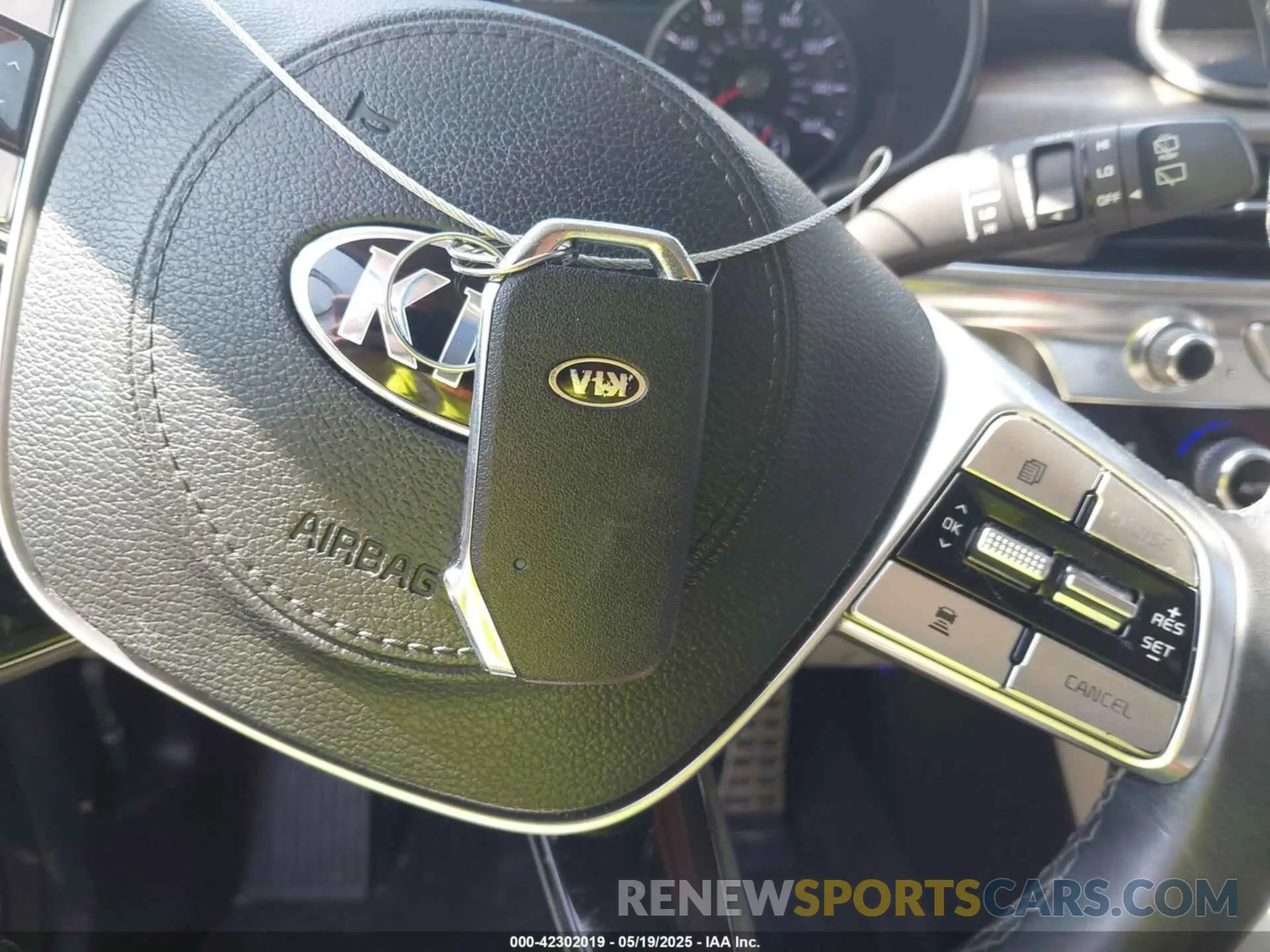 11 Photograph of a damaged car 5XYP5DHC4LG067625 KIA TELLURIDE 2020