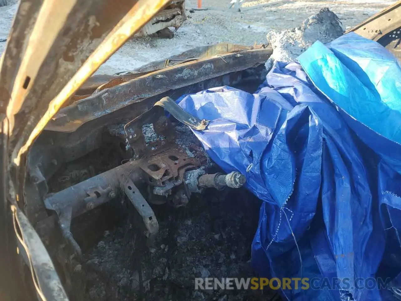 9 Photograph of a damaged car 5XYP5DHCXLG079150 KIA TELLURIDE 2020