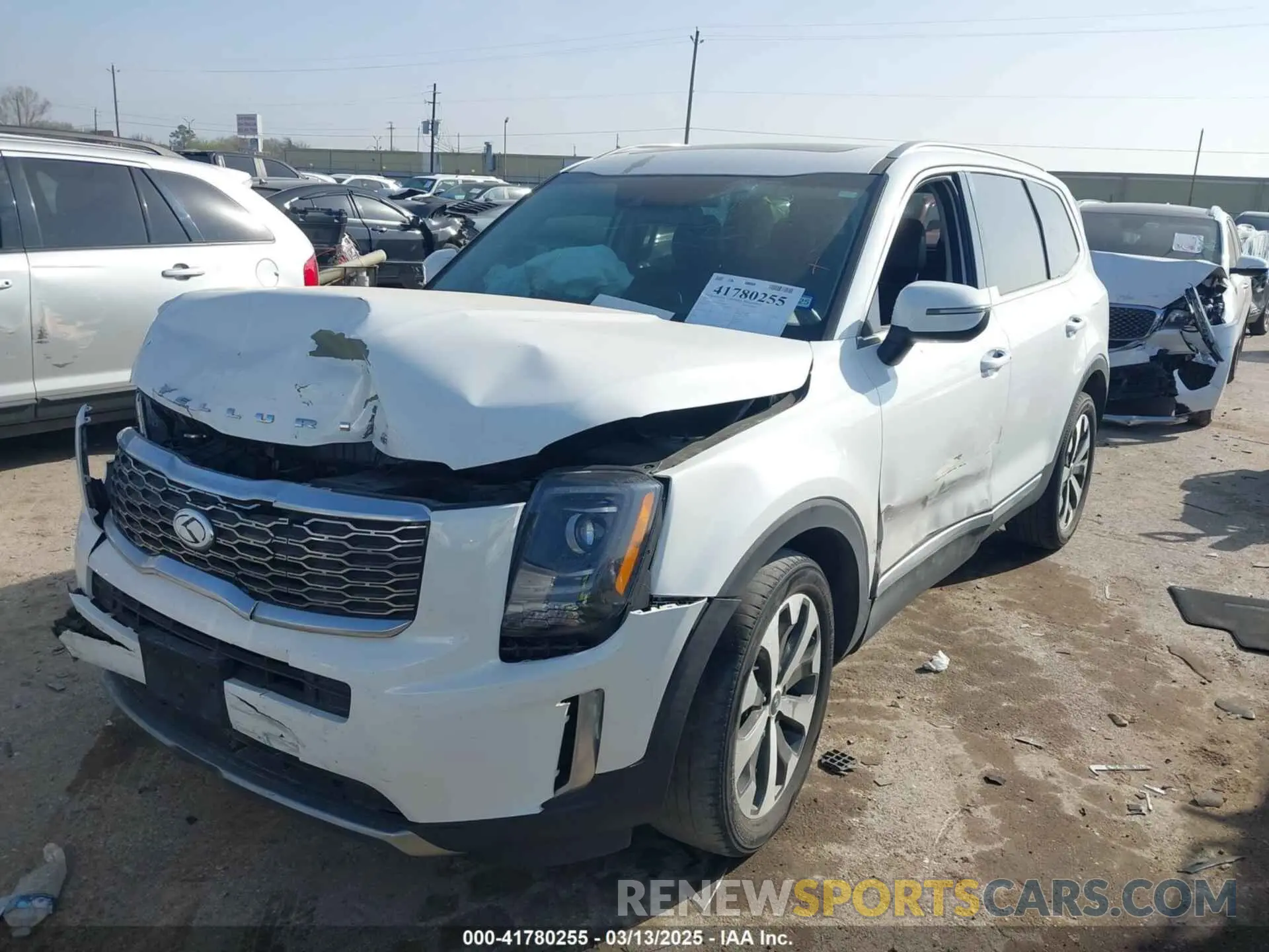 2 Photograph of a damaged car 5XYP64HC5LG021962 KIA TELLURIDE 2020