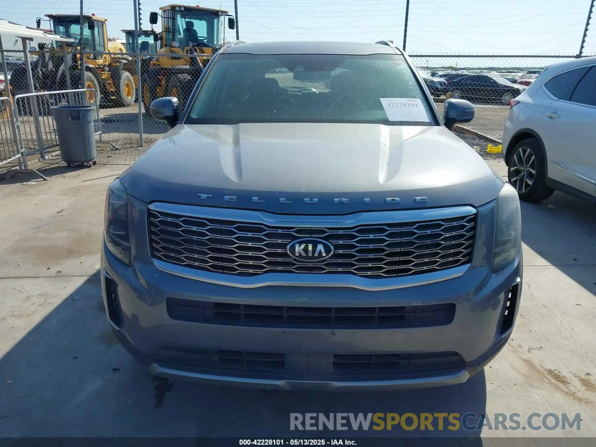 12 Photograph of a damaged car 5XYP64HC5LG029303 KIA TELLURIDE 2020