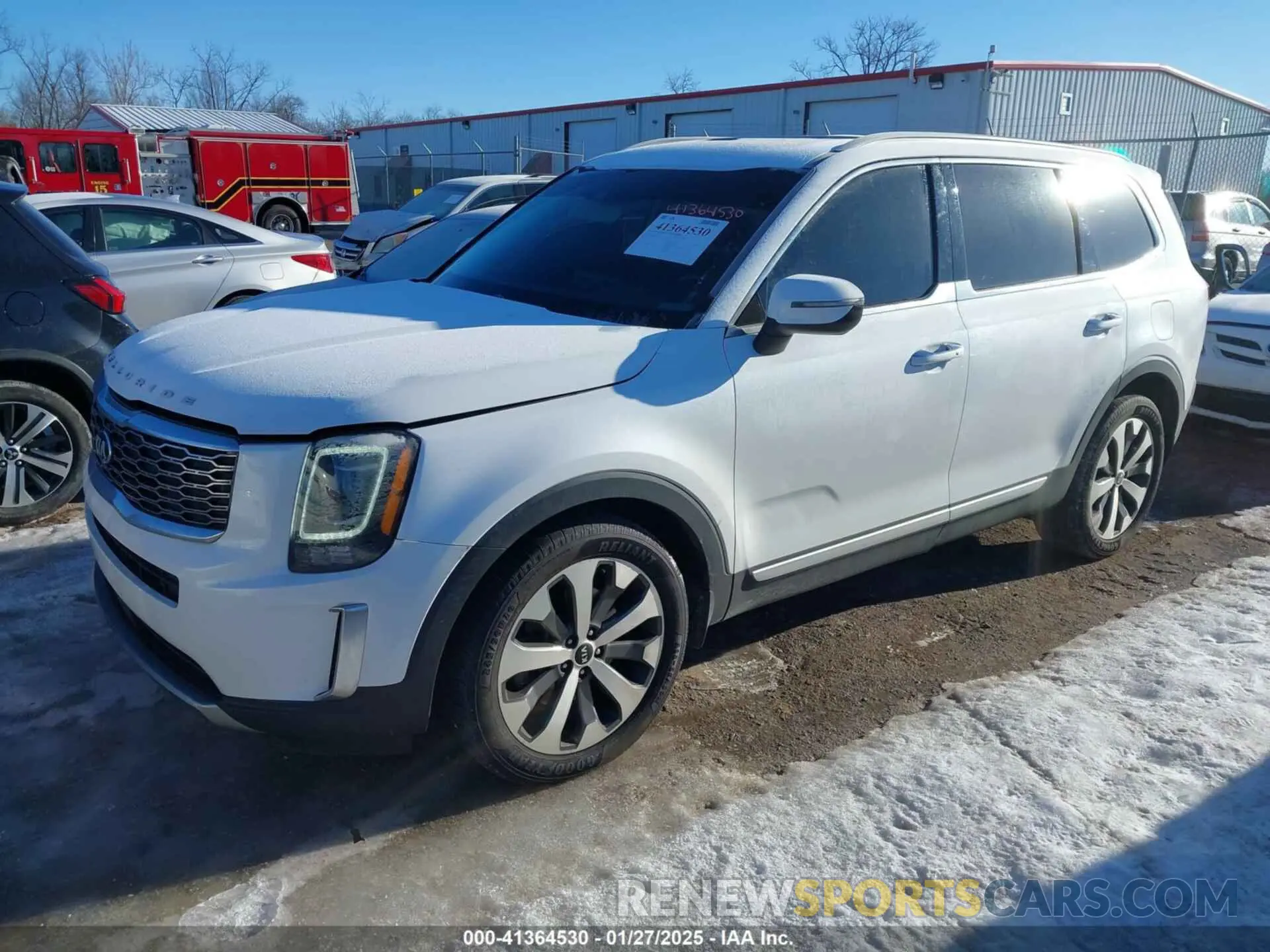 2 Photograph of a damaged car 5XYP64HC6LG093799 KIA TELLURIDE 2020