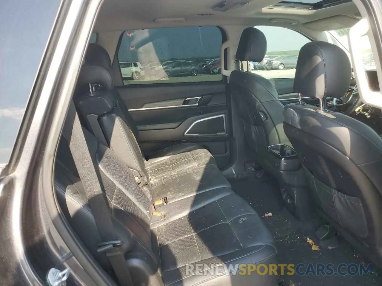 11 Photograph of a damaged car 5XYP34HC2MG122466 KIA TELLURIDE 2021