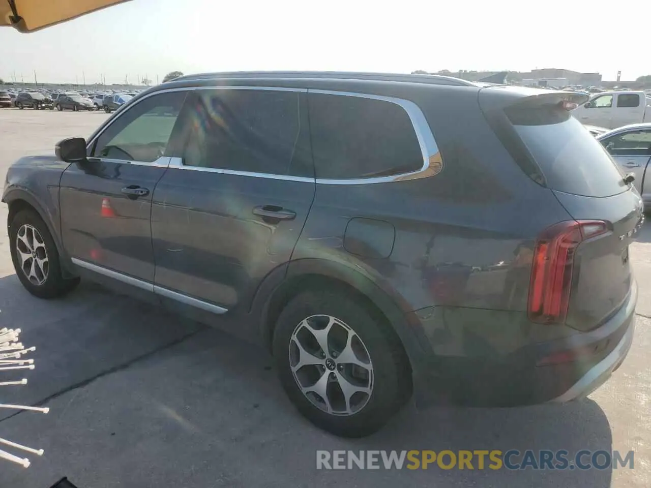 2 Photograph of a damaged car 5XYP34HC2MG122466 KIA TELLURIDE 2021