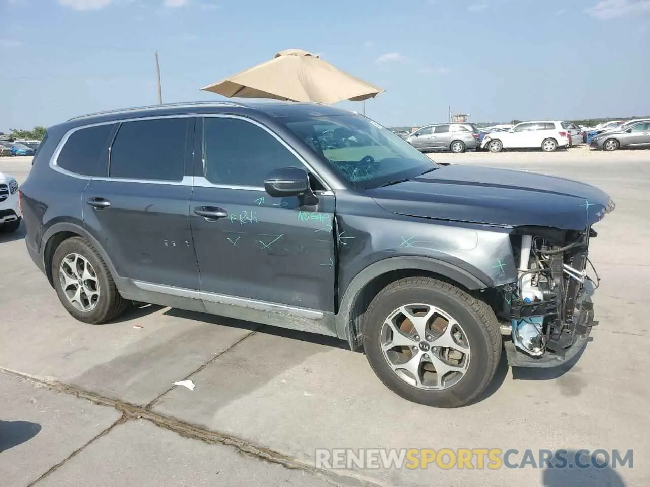 4 Photograph of a damaged car 5XYP34HC2MG122466 KIA TELLURIDE 2021
