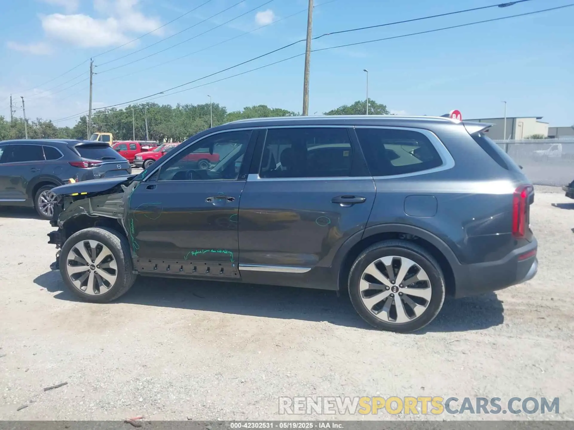 15 Photograph of a damaged car 5XYP34HC5MG134921 KIA TELLURIDE 2021