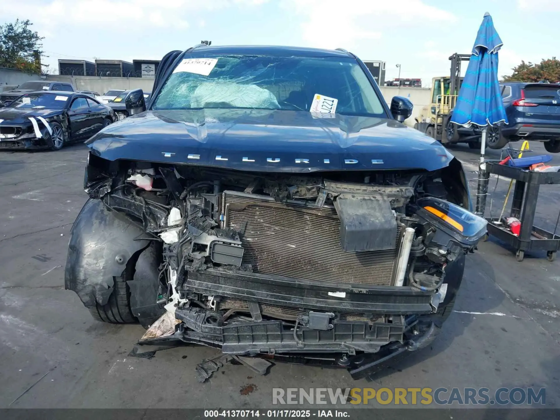 11 Photograph of a damaged car 5XYP34HC7MG184185 KIA TELLURIDE 2021