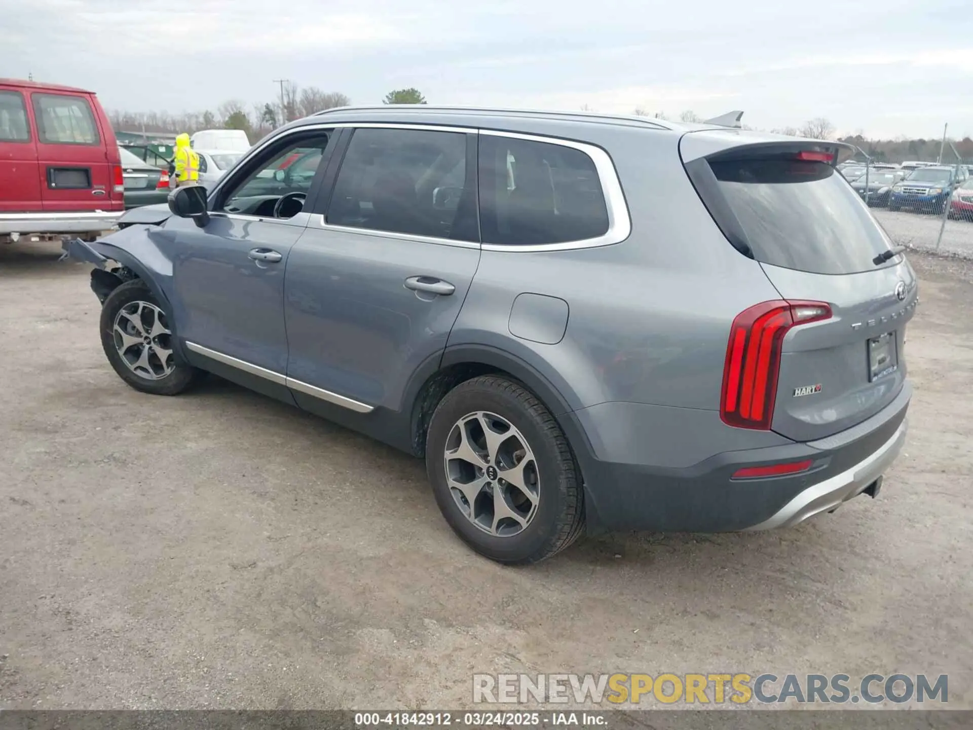 3 Photograph of a damaged car 5XYP34HCXMG123526 KIA TELLURIDE 2021