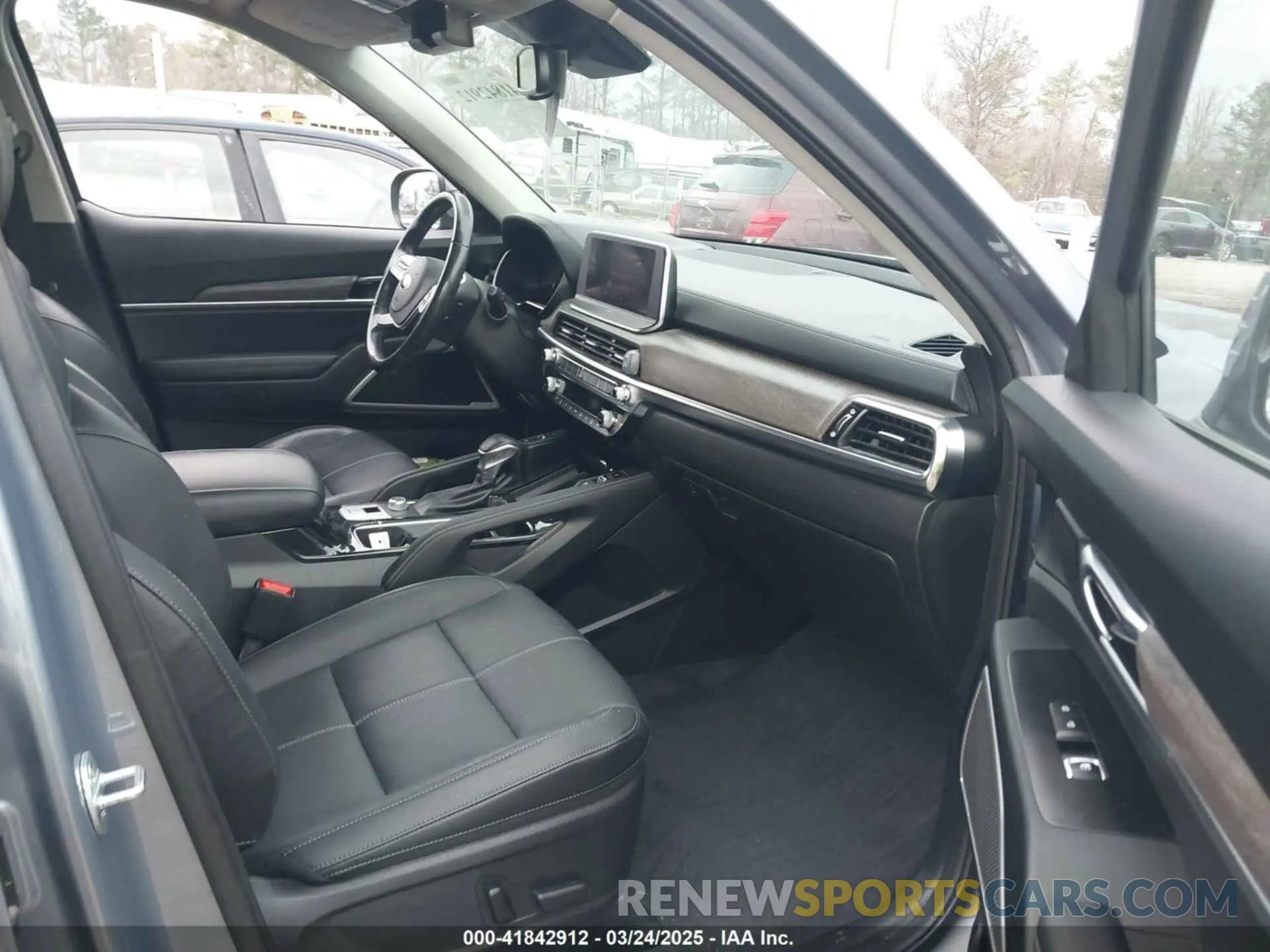 5 Photograph of a damaged car 5XYP34HCXMG123526 KIA TELLURIDE 2021