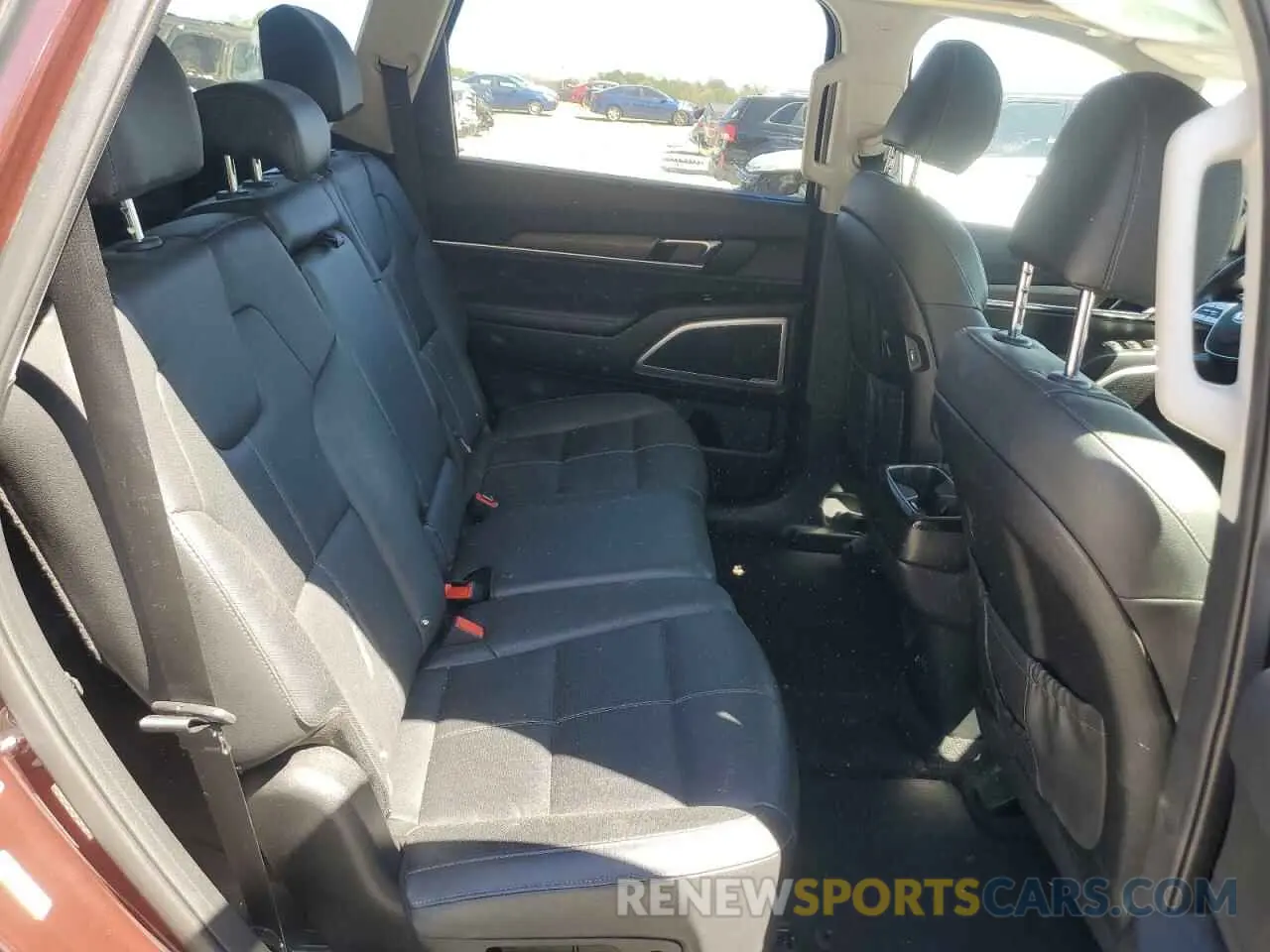 11 Photograph of a damaged car 5XYP3DHC1MG108526 KIA TELLURIDE 2021