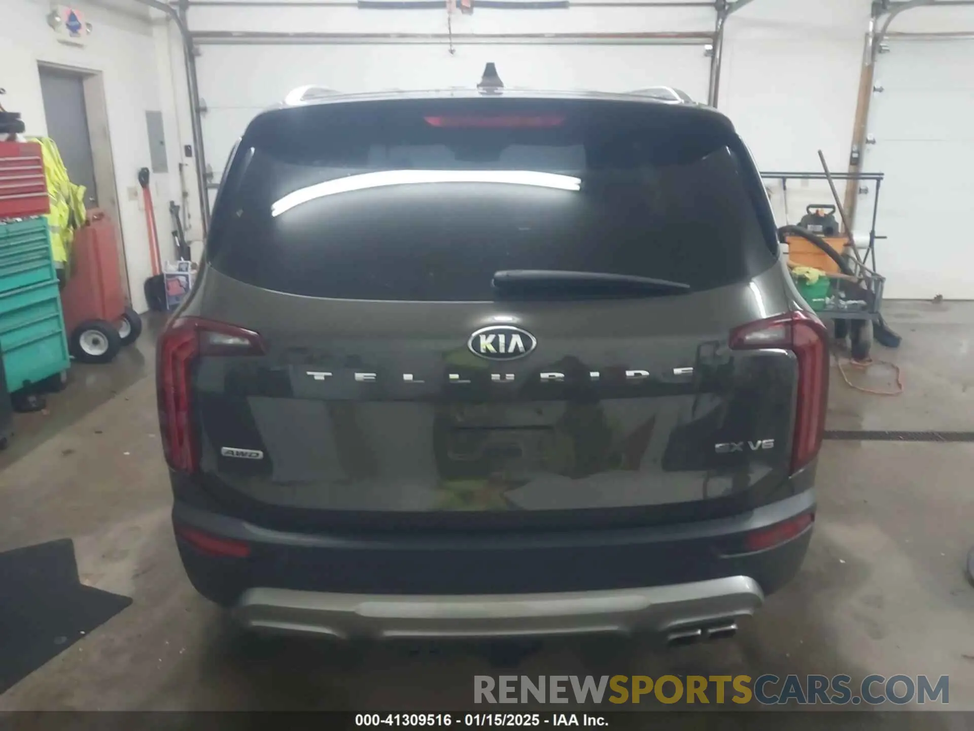 16 Photograph of a damaged car 5XYP3DHC1MG117789 KIA TELLURIDE 2021
