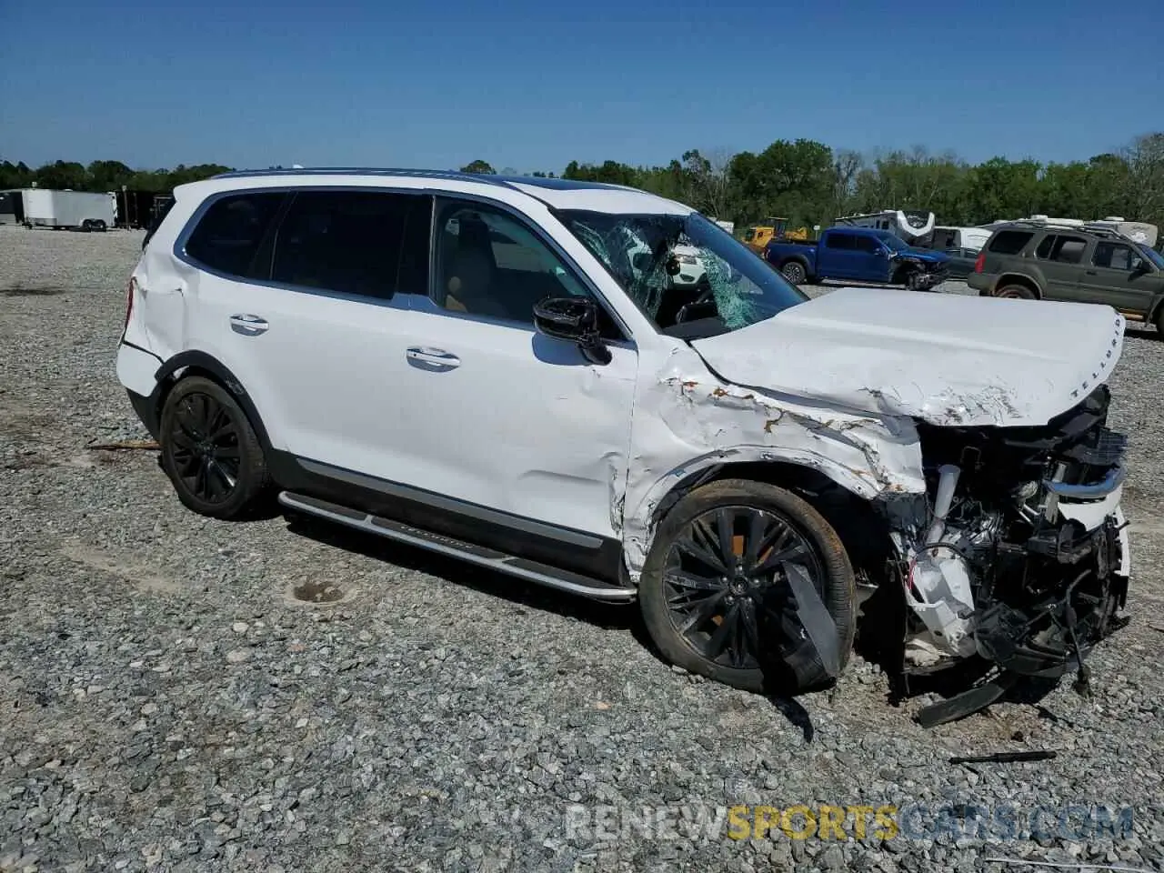 4 Photograph of a damaged car 5XYP54HC8MG152954 KIA TELLURIDE 2021