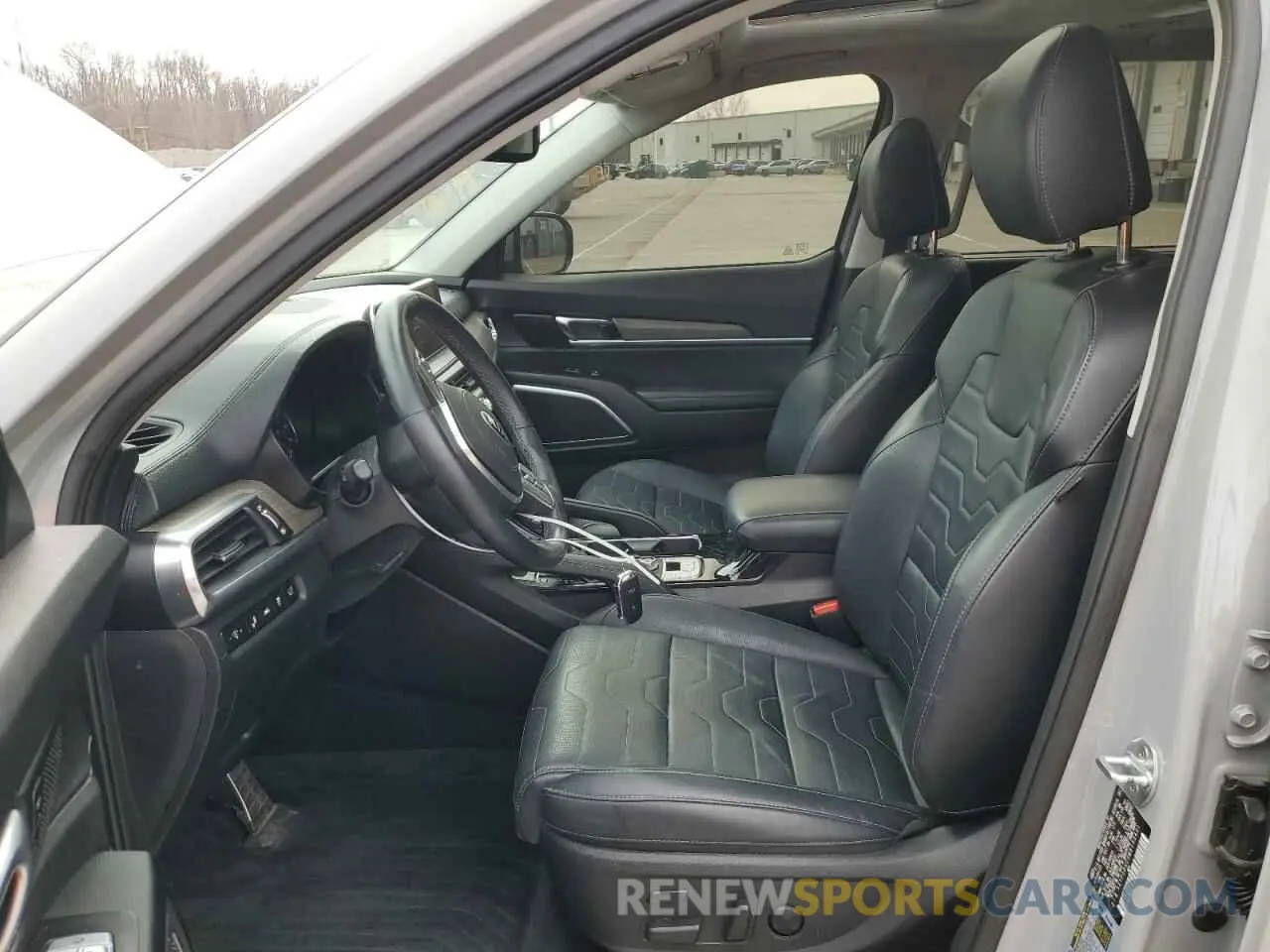 7 Photograph of a damaged car 5XYP5DHC3MG135401 KIA TELLURIDE 2021