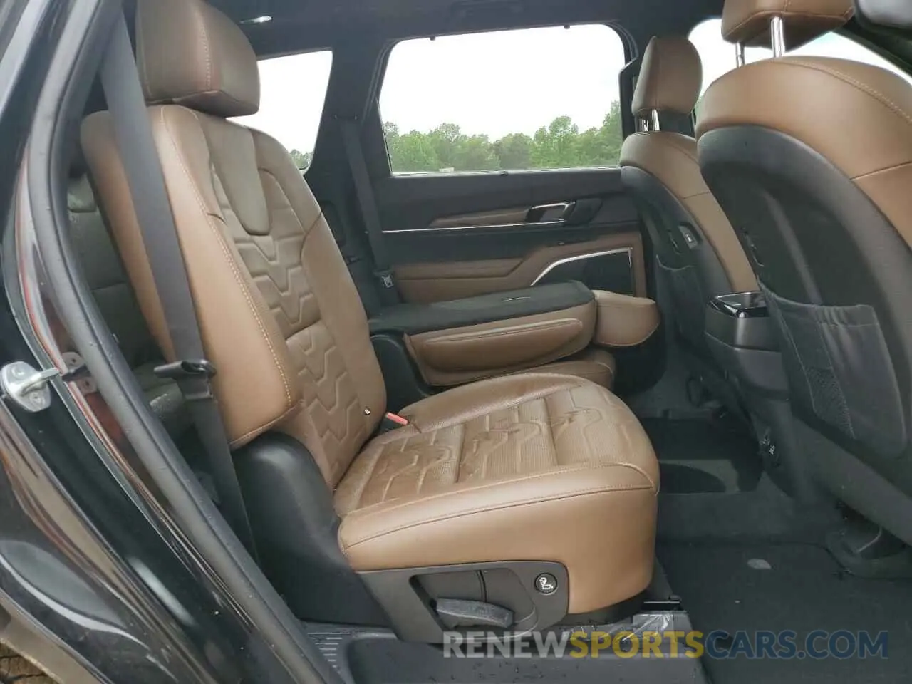 11 Photograph of a damaged car 5XYP5DHC6MG130001 KIA TELLURIDE 2021