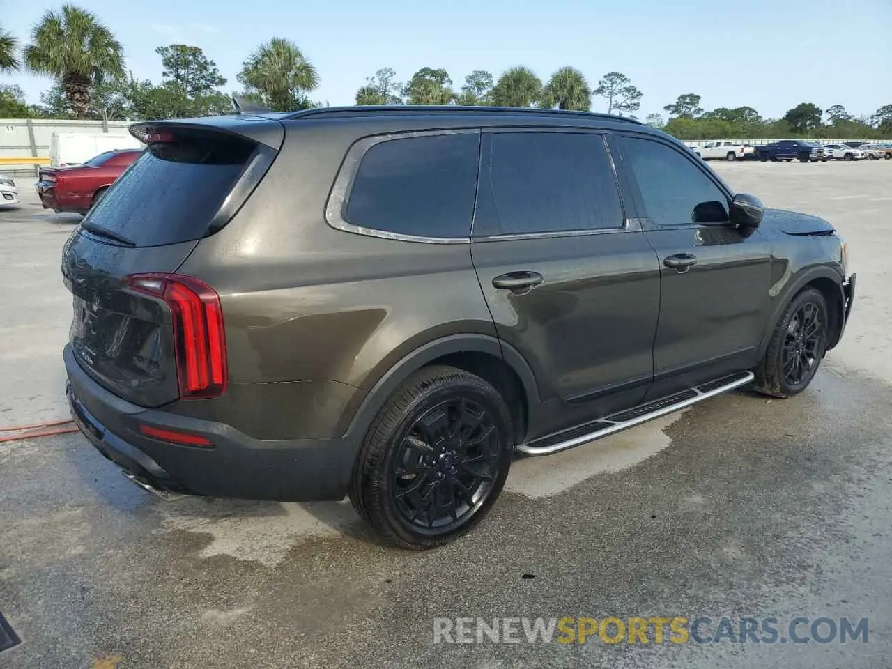 3 Photograph of a damaged car 5XYP5DHC7MG124255 KIA TELLURIDE 2021