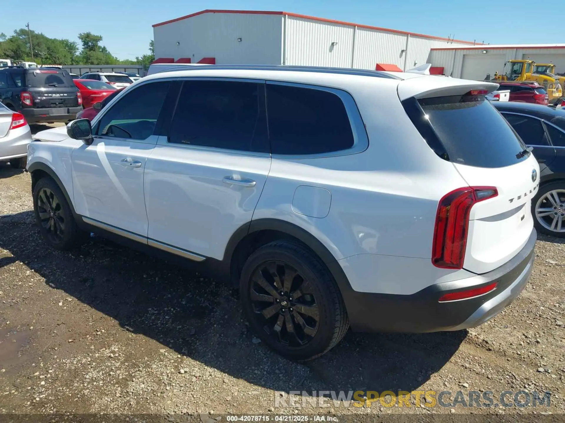 3 Photograph of a damaged car 5XYP64HC1MG190118 KIA TELLURIDE 2021