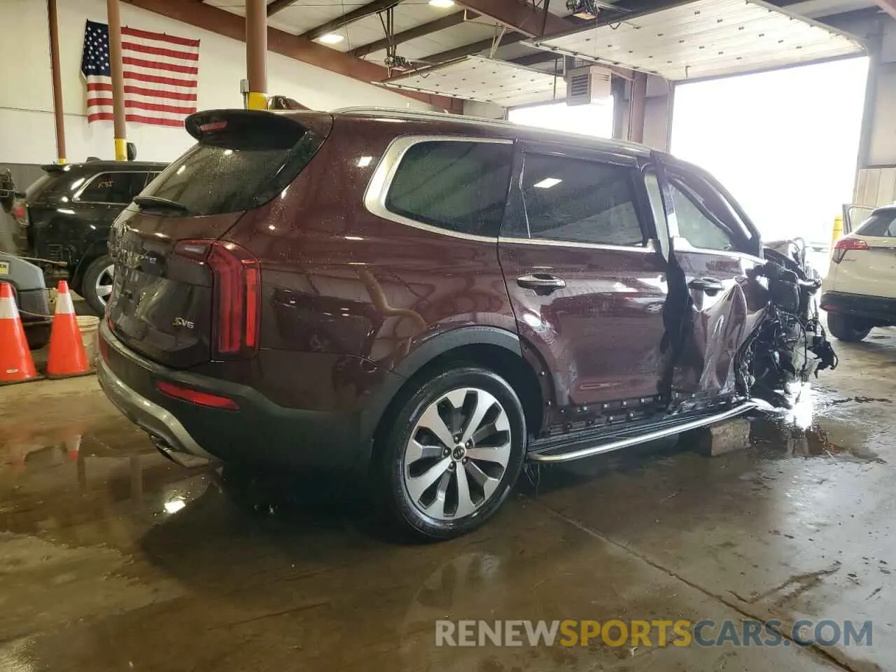 3 Photograph of a damaged car 5XYP64HC8MG109003 KIA TELLURIDE 2021