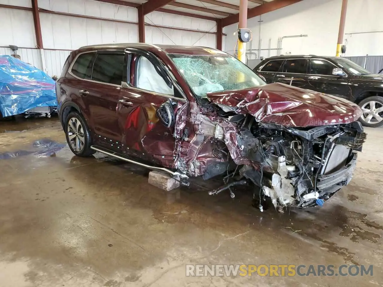 4 Photograph of a damaged car 5XYP64HC8MG109003 KIA TELLURIDE 2021