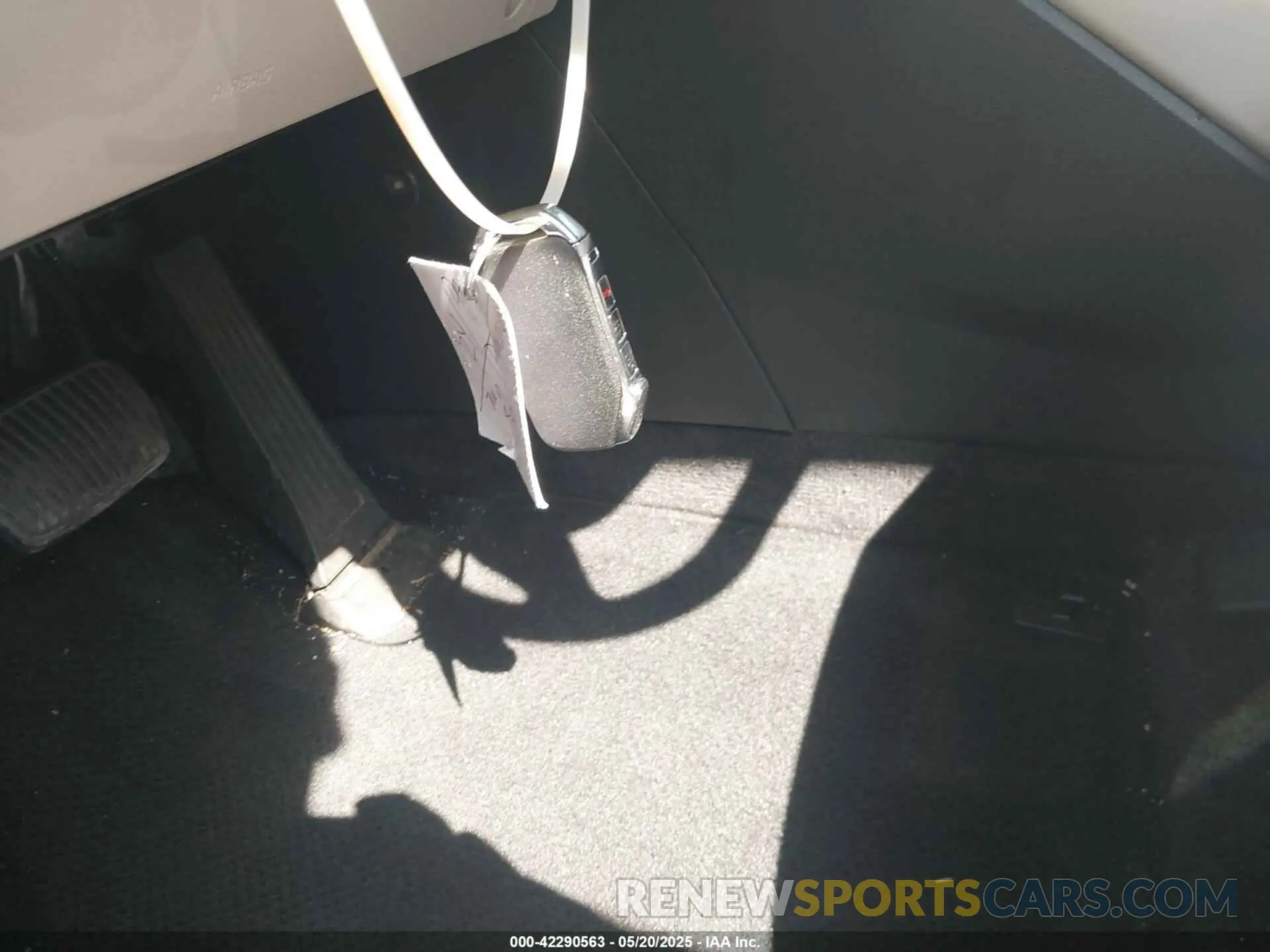 11 Photograph of a damaged car 5XYP64HC9MG106479 KIA TELLURIDE 2021