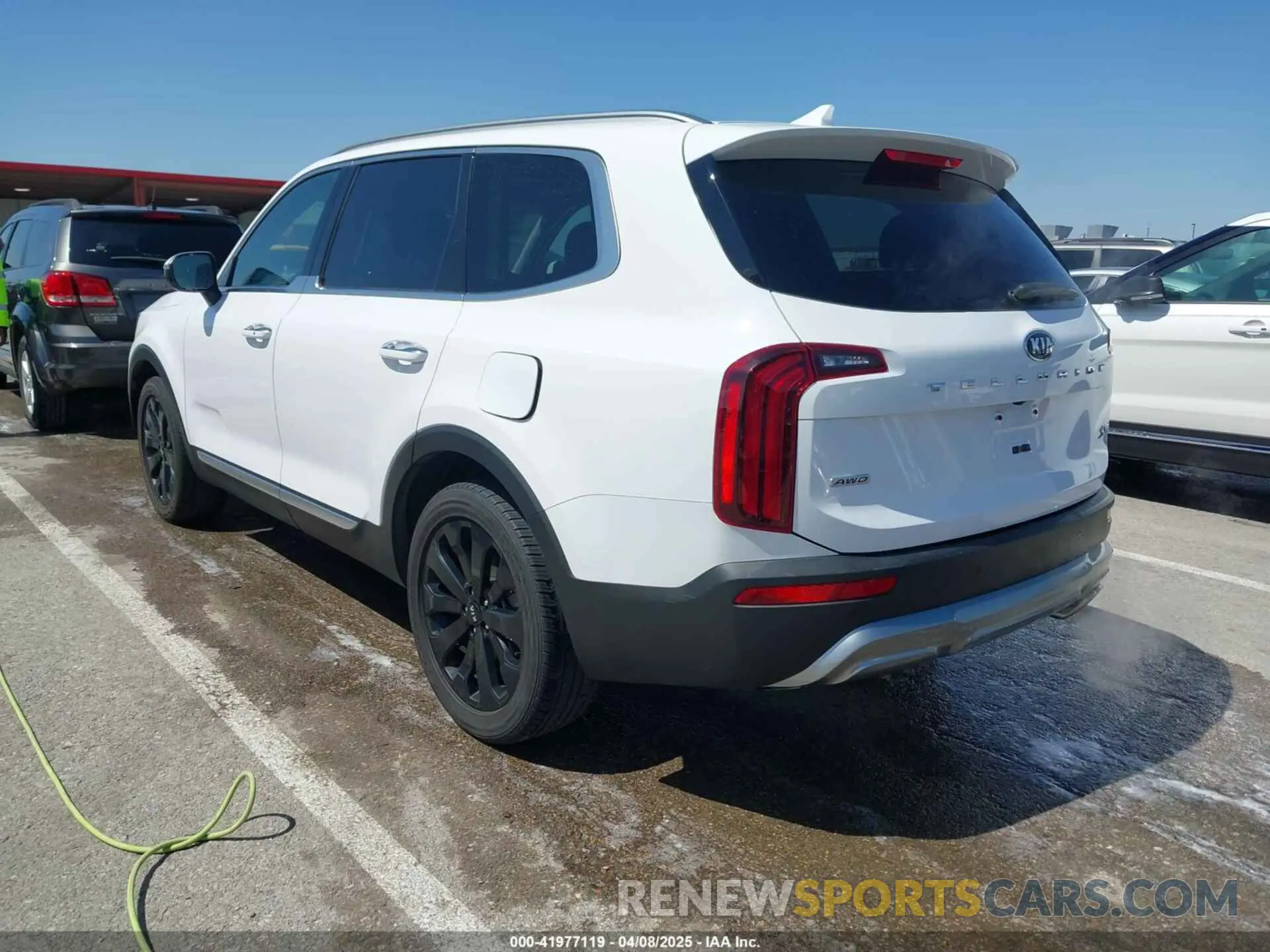 3 Photograph of a damaged car 5XYP6DHC3MG125920 KIA TELLURIDE 2021
