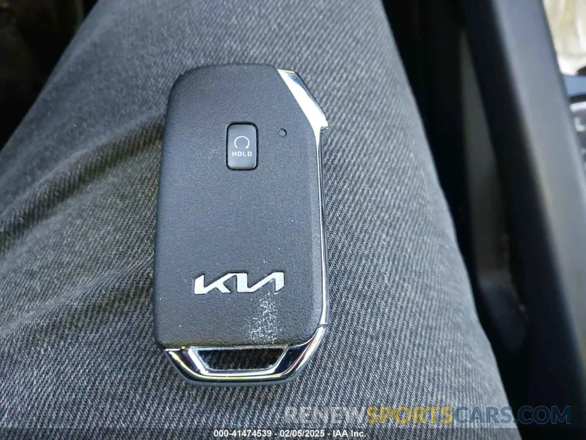 11 Photograph of a damaged car 5XYP2DHC9NG283319 KIA TELLURIDE 2022
