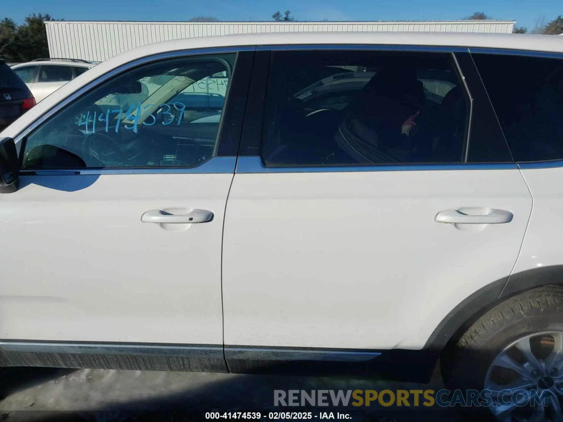 14 Photograph of a damaged car 5XYP2DHC9NG283319 KIA TELLURIDE 2022