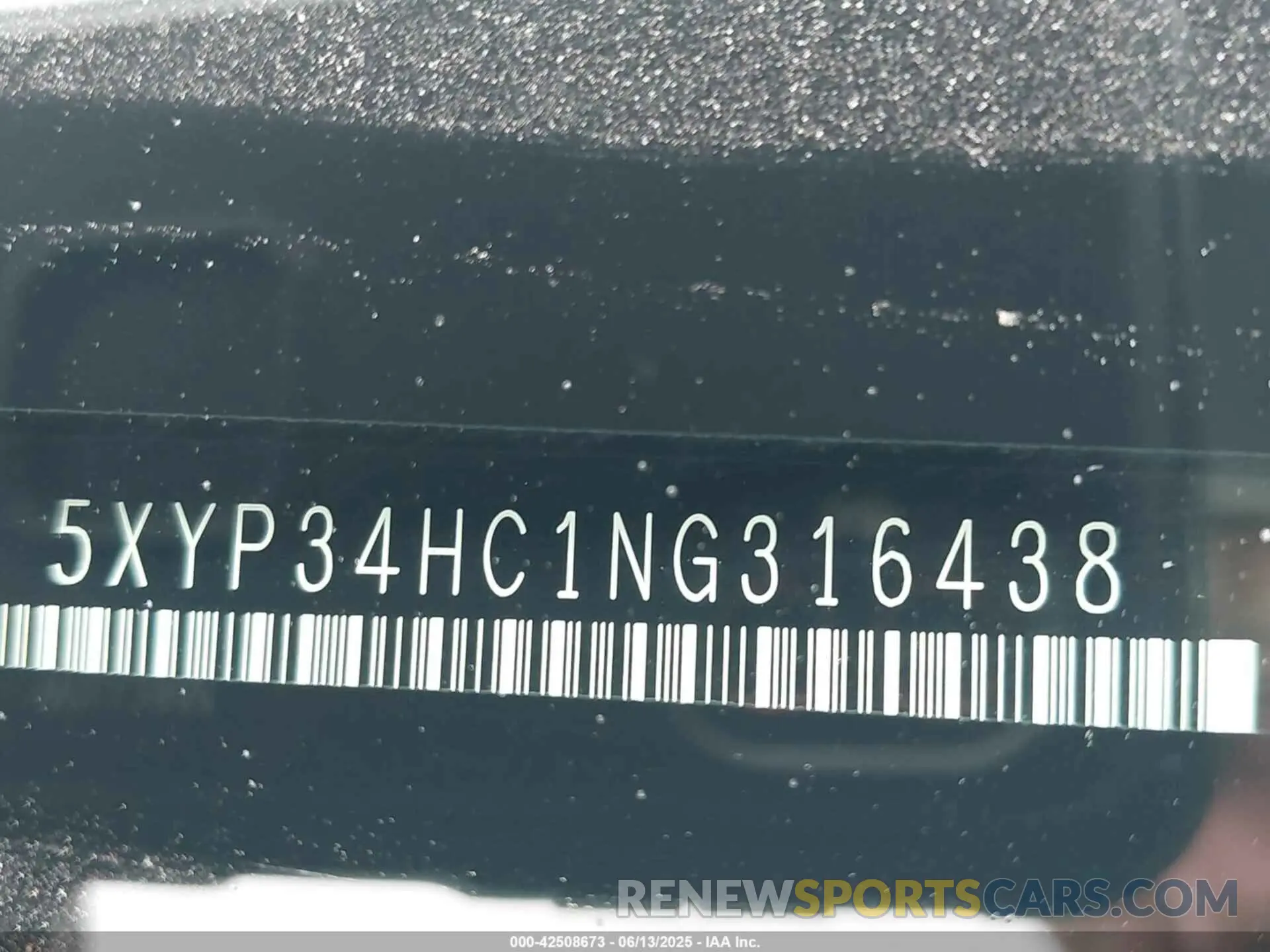 21 Photograph of a damaged car 5XYP34HC1NG316438 KIA TELLURIDE 2022