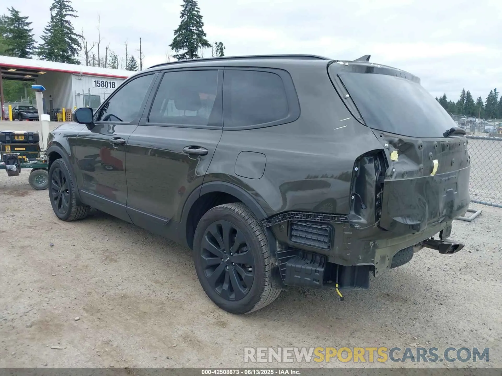 3 Photograph of a damaged car 5XYP34HC1NG316438 KIA TELLURIDE 2022