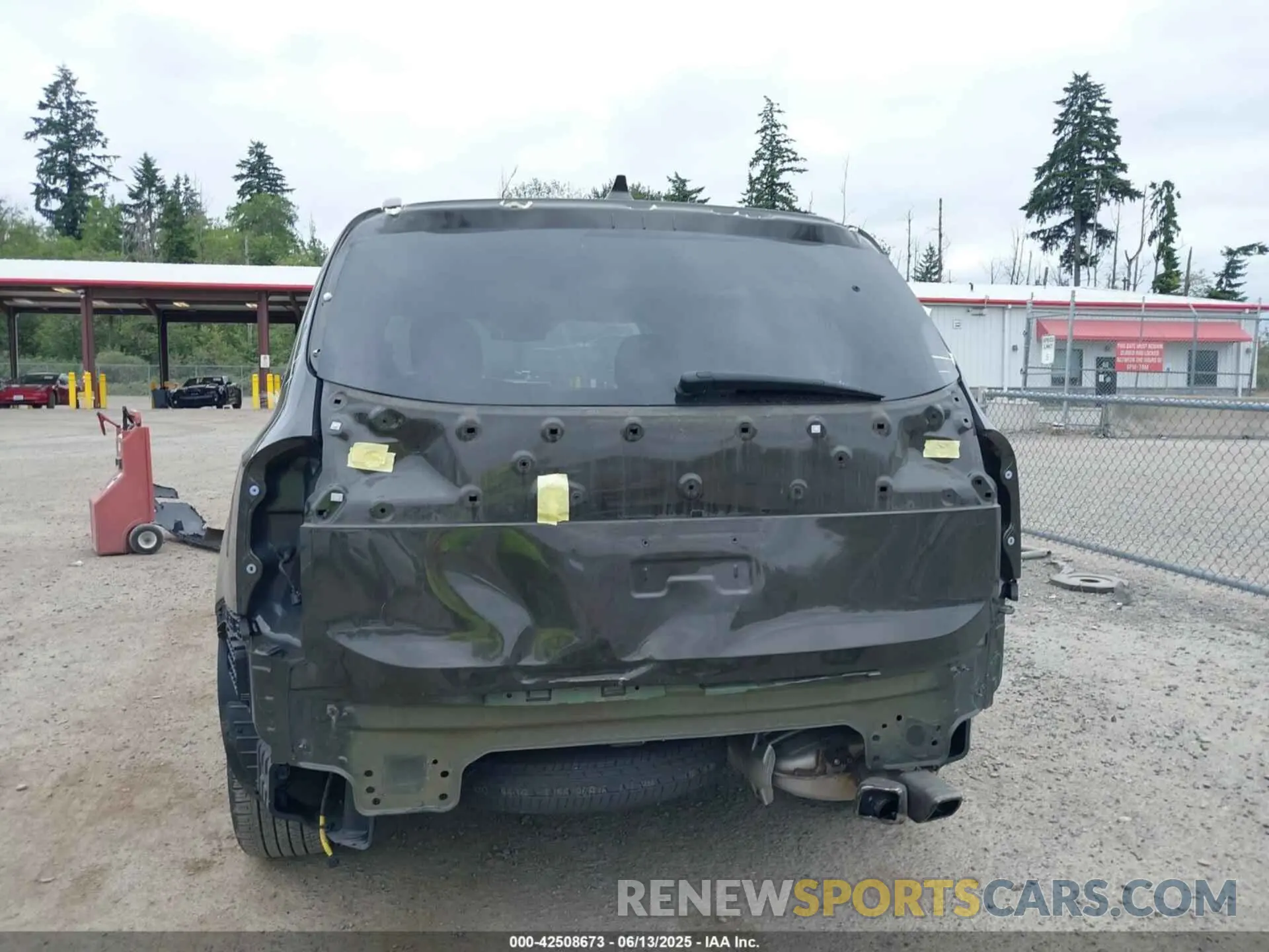 6 Photograph of a damaged car 5XYP34HC1NG316438 KIA TELLURIDE 2022