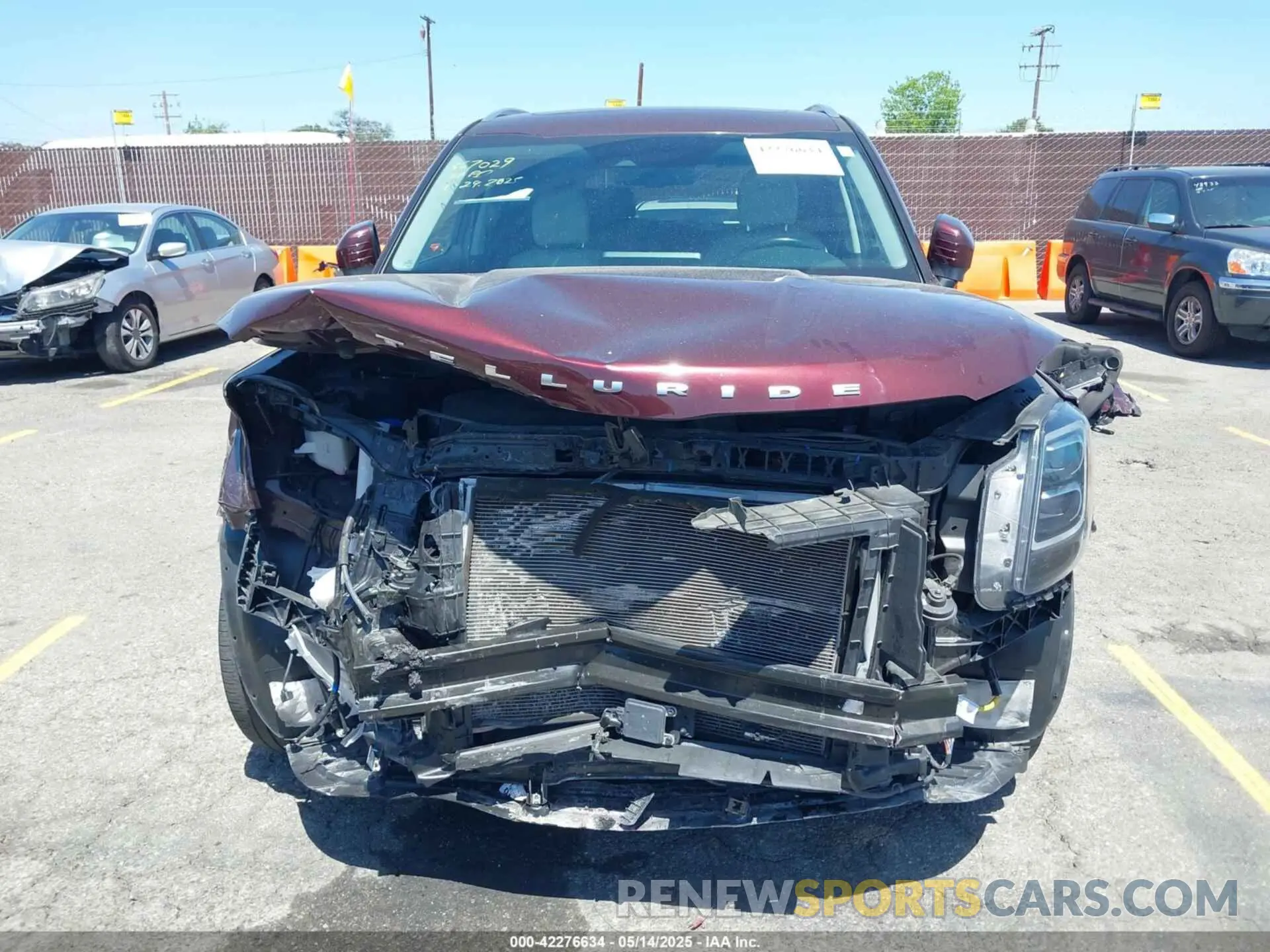 13 Photograph of a damaged car 5XYP34HC9NG265433 KIA TELLURIDE 2022