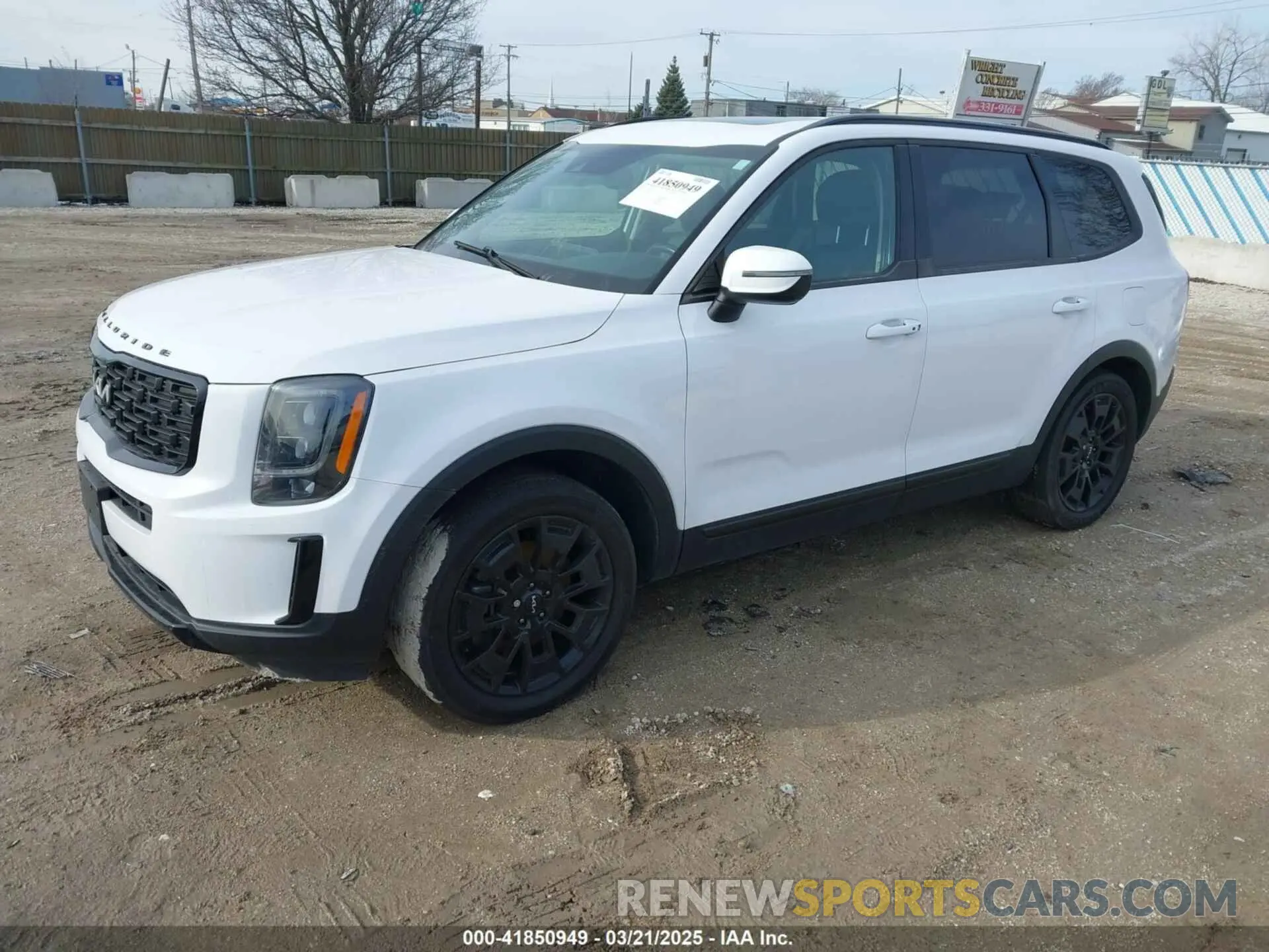2 Photograph of a damaged car 5XYP3DHC3NG204367 KIA TELLURIDE 2022