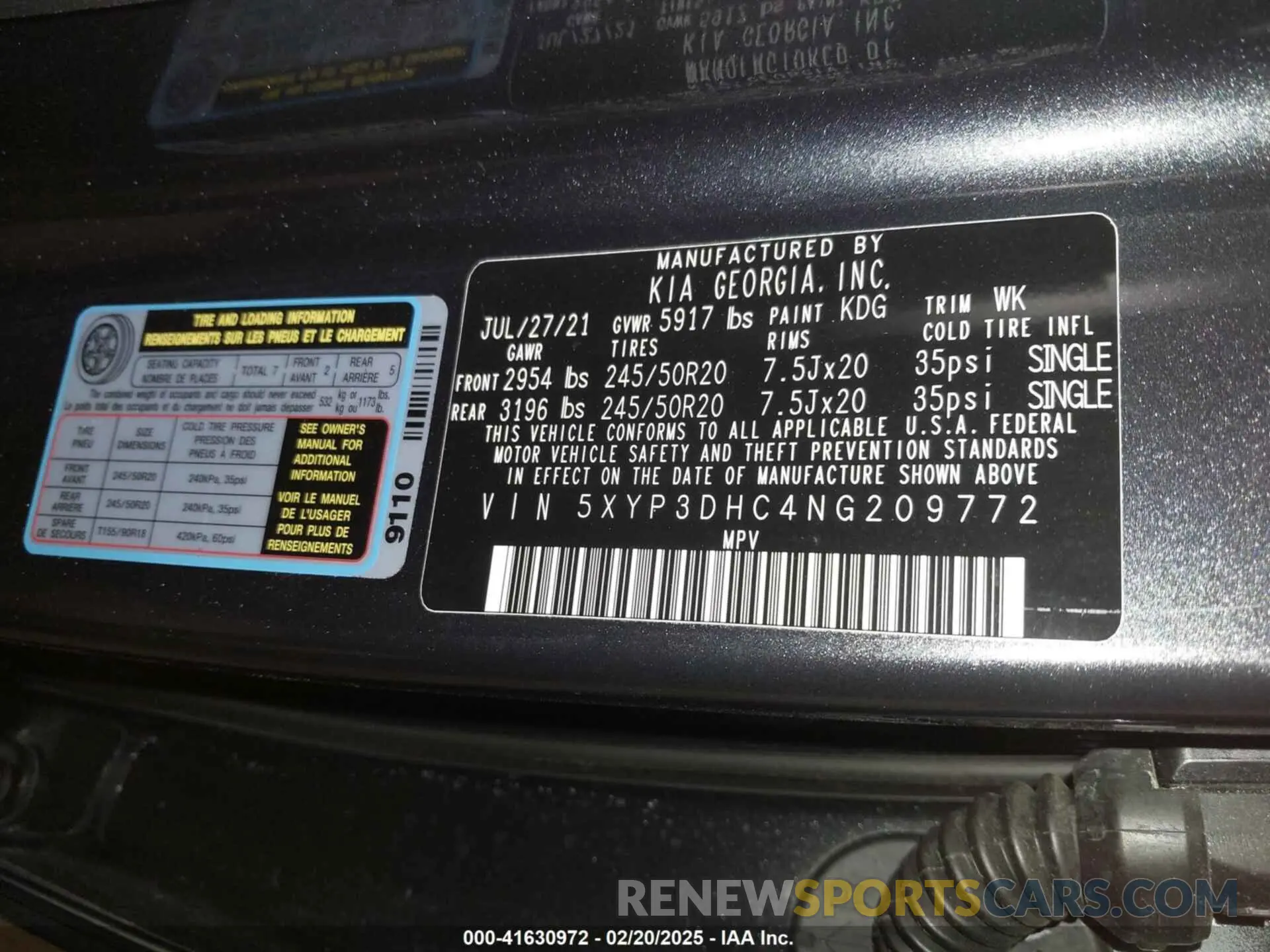 9 Photograph of a damaged car 5XYP3DHC4NG209772 KIA TELLURIDE 2022