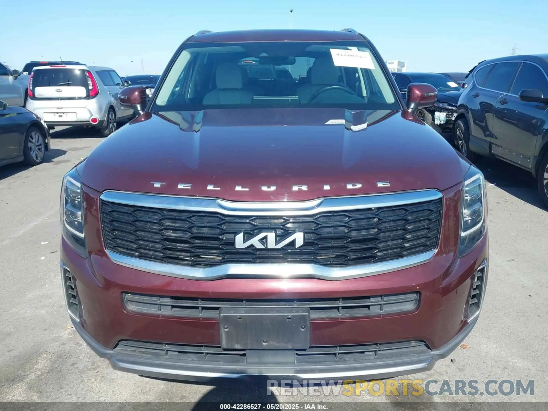 12 Photograph of a damaged car 5XYP3DHC5NG230081 KIA TELLURIDE 2022