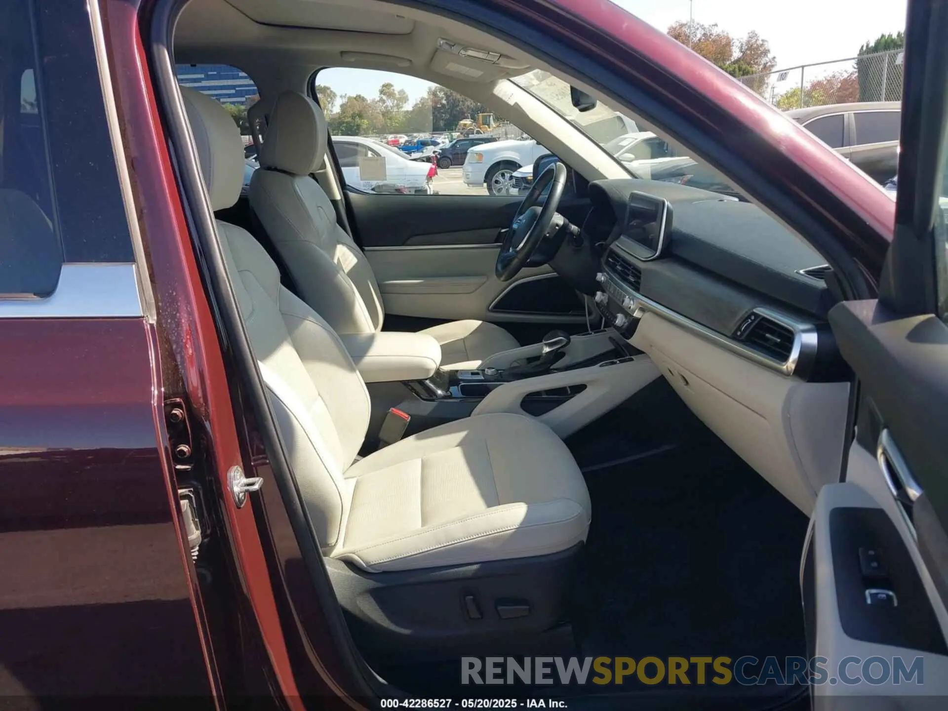 5 Photograph of a damaged car 5XYP3DHC5NG230081 KIA TELLURIDE 2022