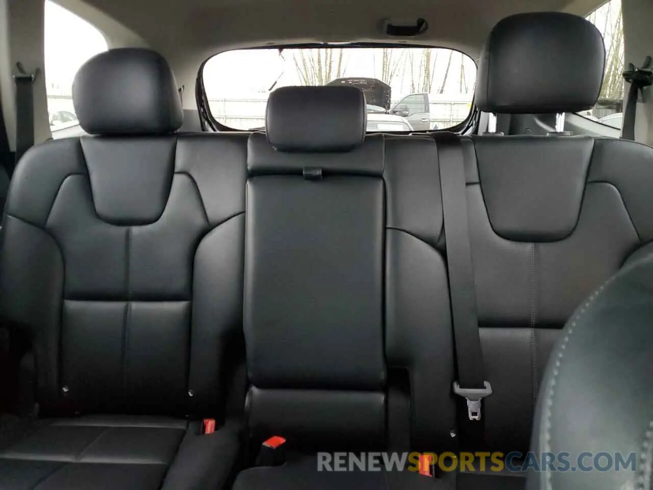 10 Photograph of a damaged car 5XYP3DHC8NG229605 KIA TELLURIDE 2022