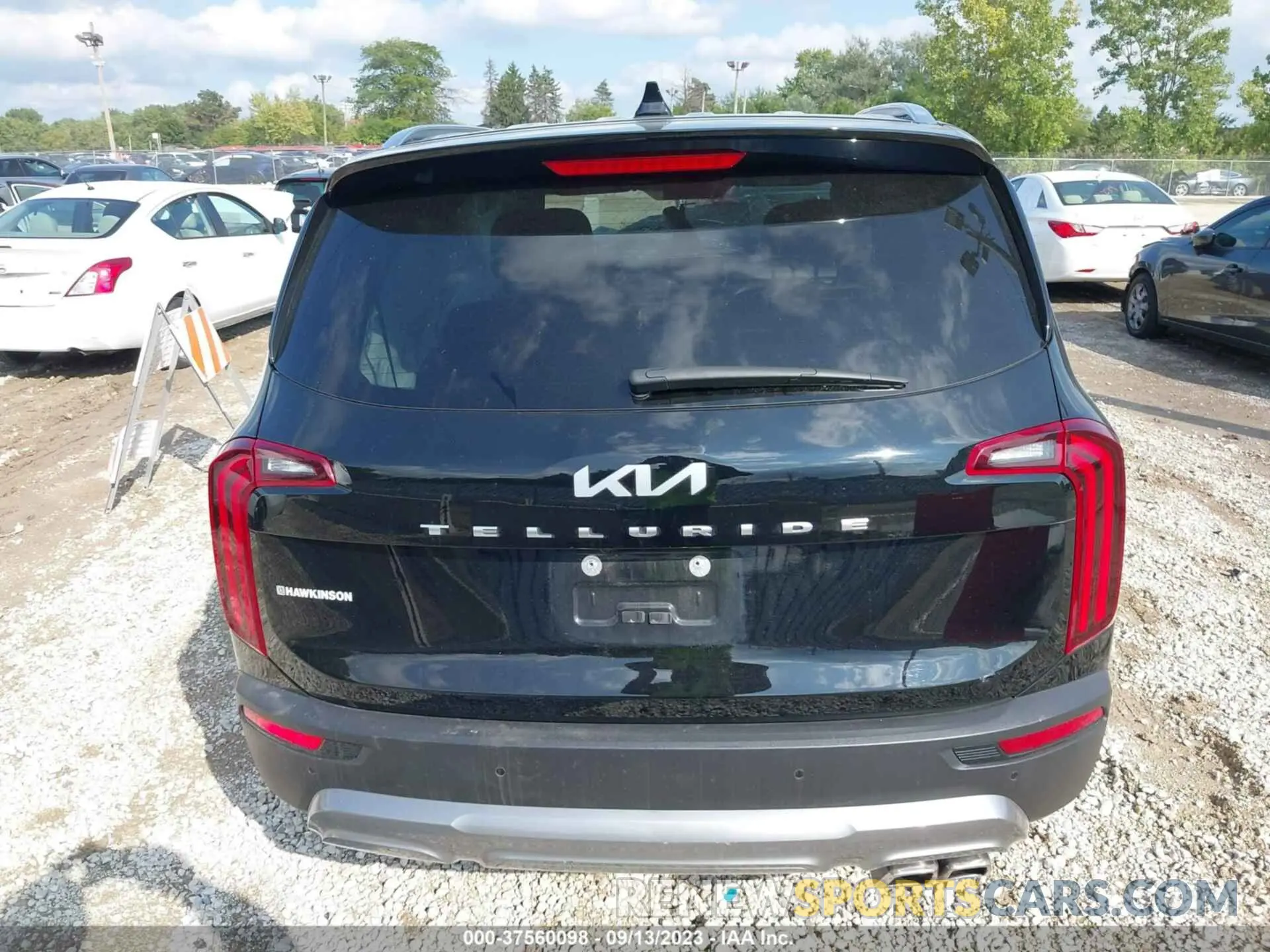 16 Photograph of a damaged car 5XYP54HC5NG265374 KIA TELLURIDE 2022