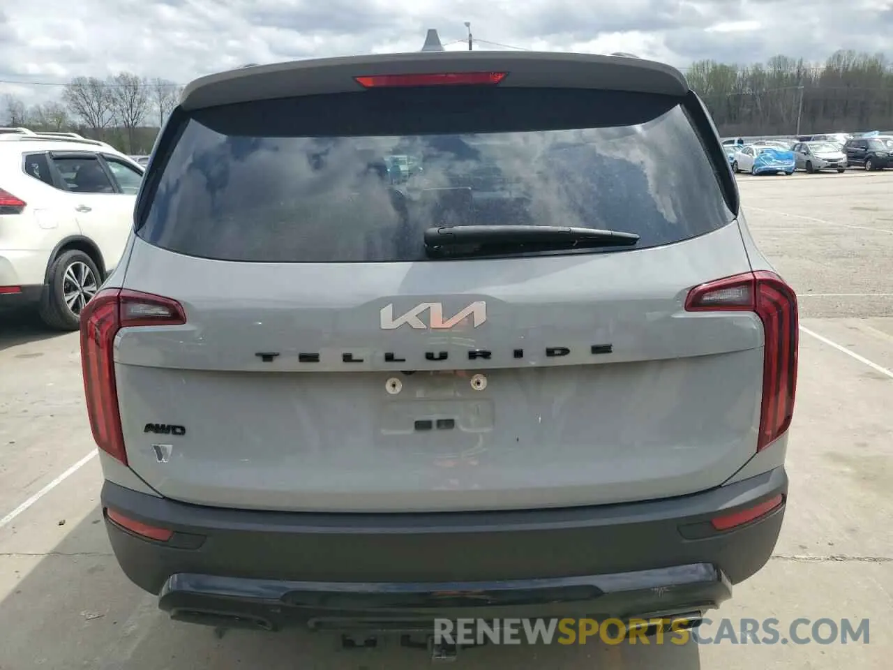 6 Photograph of a damaged car 5XYP5DHC1NG241833 KIA TELLURIDE 2022