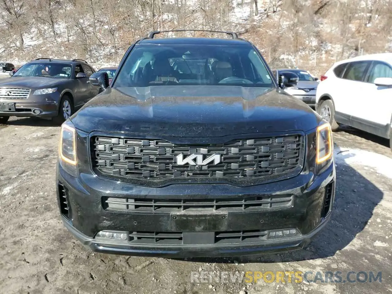 5 Photograph of a damaged car 5XYP5DHC1NG323836 KIA TELLURIDE 2022