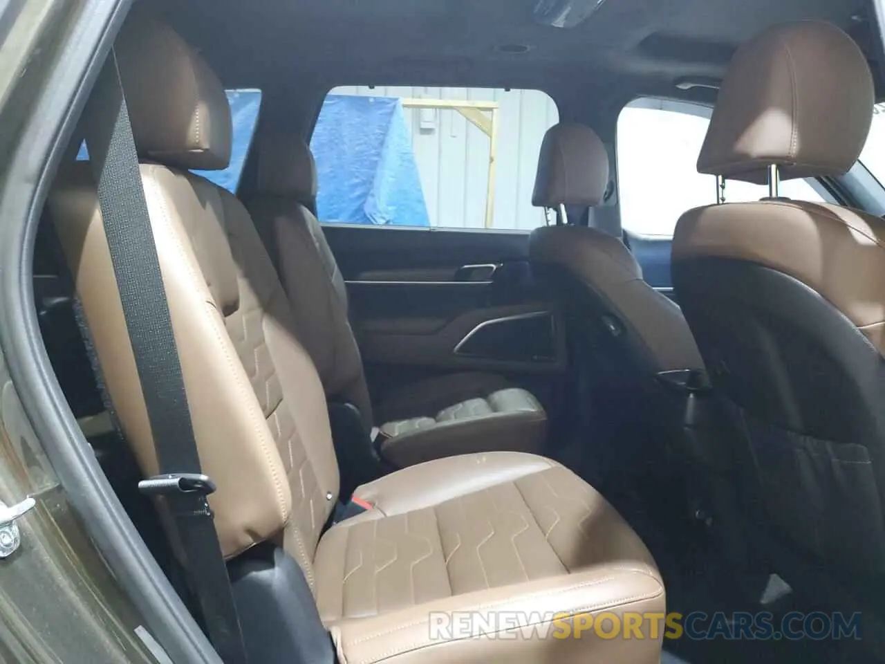 12 Photograph of a damaged car 5XYP5DHC2NG276672 KIA TELLURIDE 2022