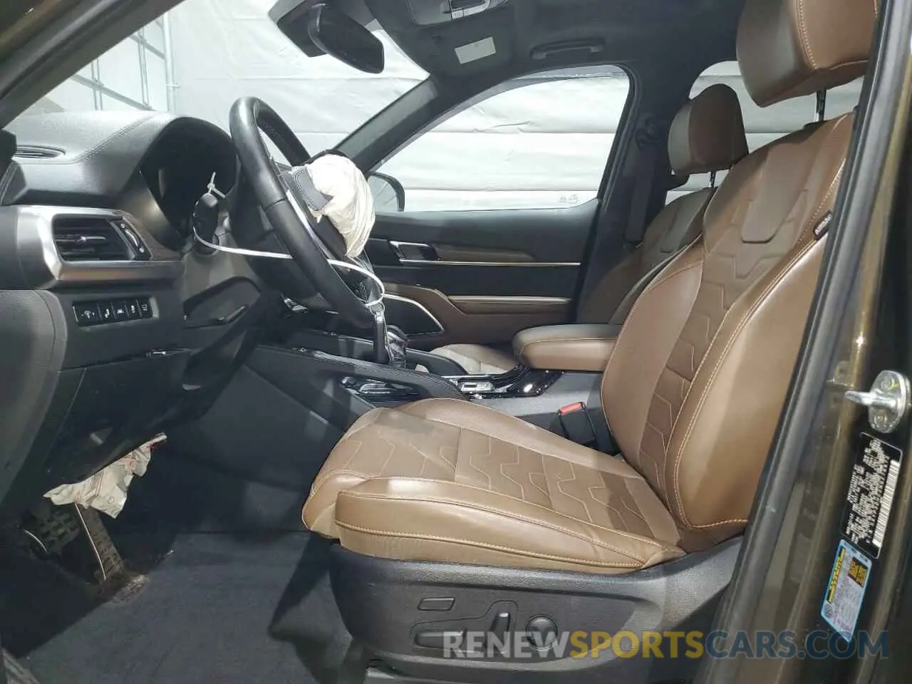 7 Photograph of a damaged car 5XYP5DHC2NG276672 KIA TELLURIDE 2022