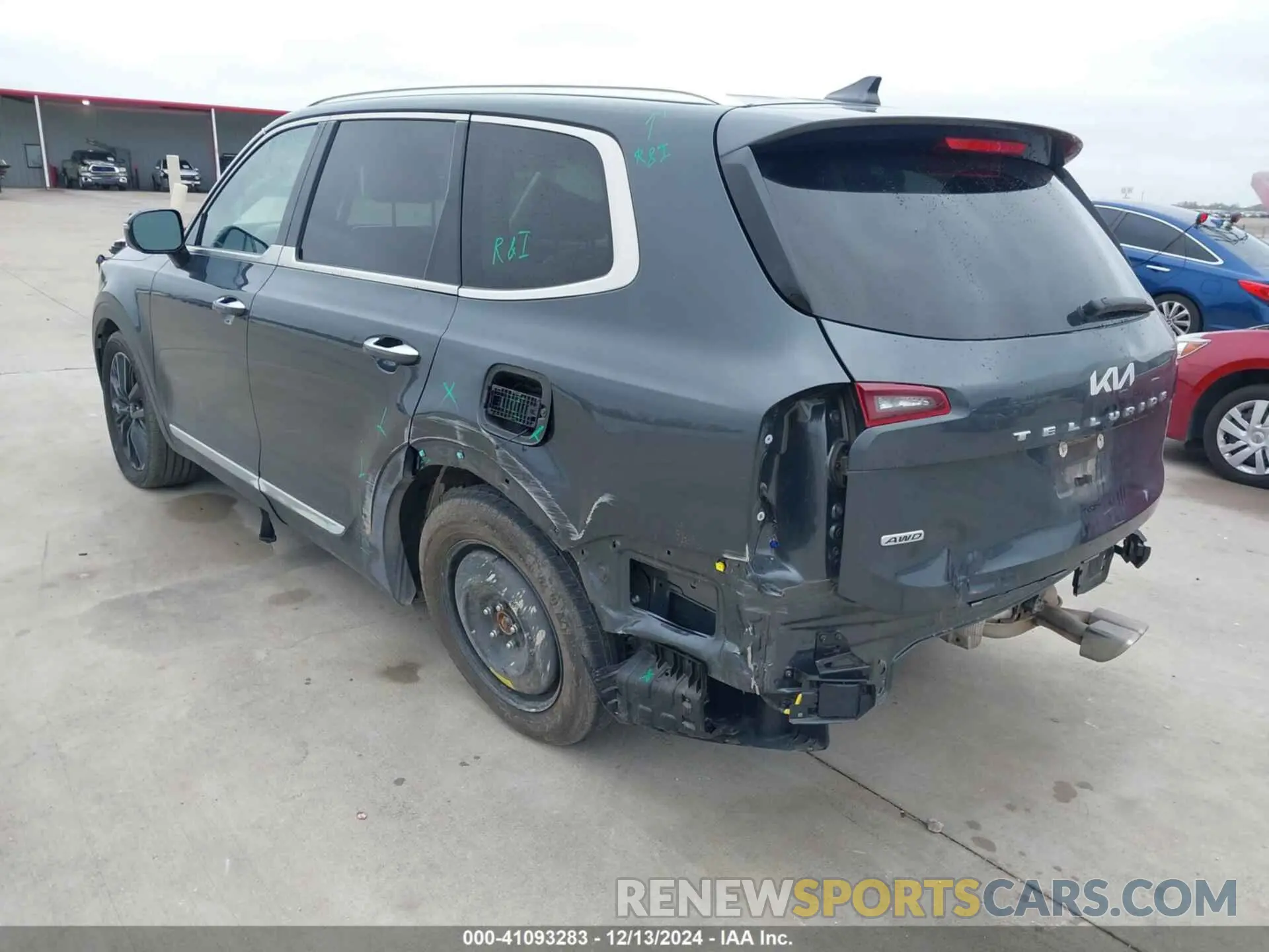 3 Photograph of a damaged car 5XYP5DHC3NG317214 KIA TELLURIDE 2022