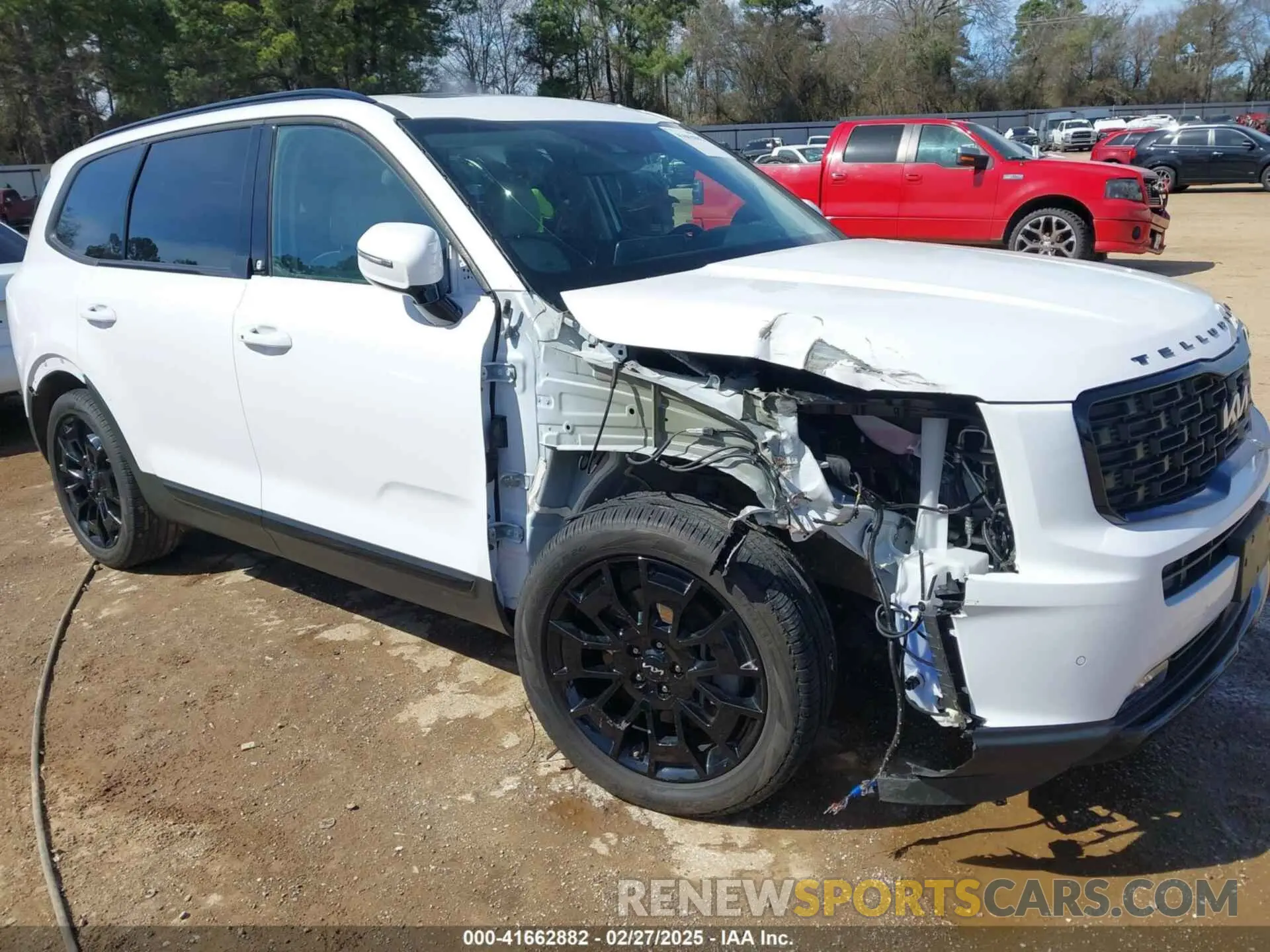 6 Photograph of a damaged car 5XYP5DHC4NG272901 KIA TELLURIDE 2022
