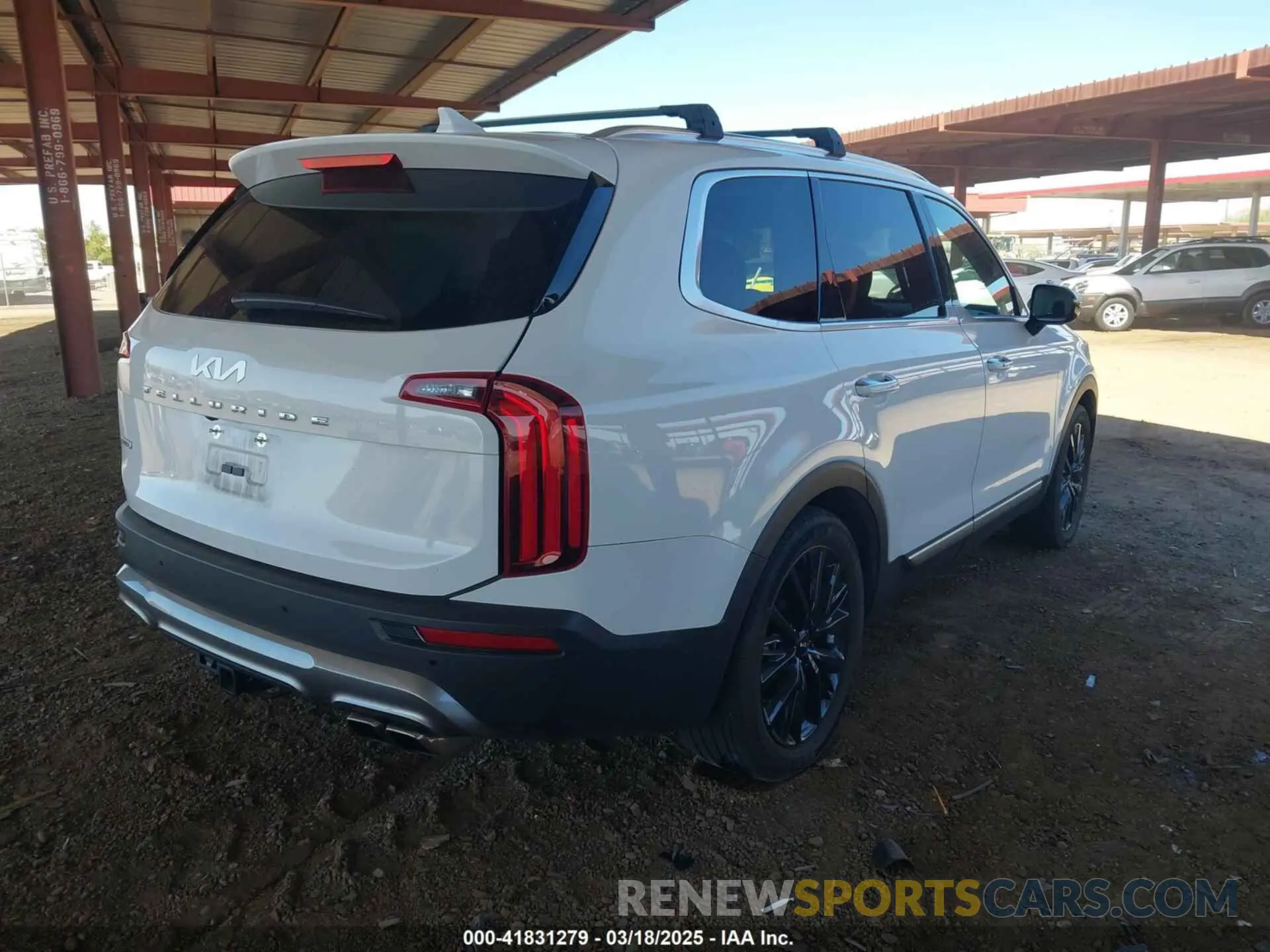 4 Photograph of a damaged car 5XYP5DHC5NG280425 KIA TELLURIDE 2022