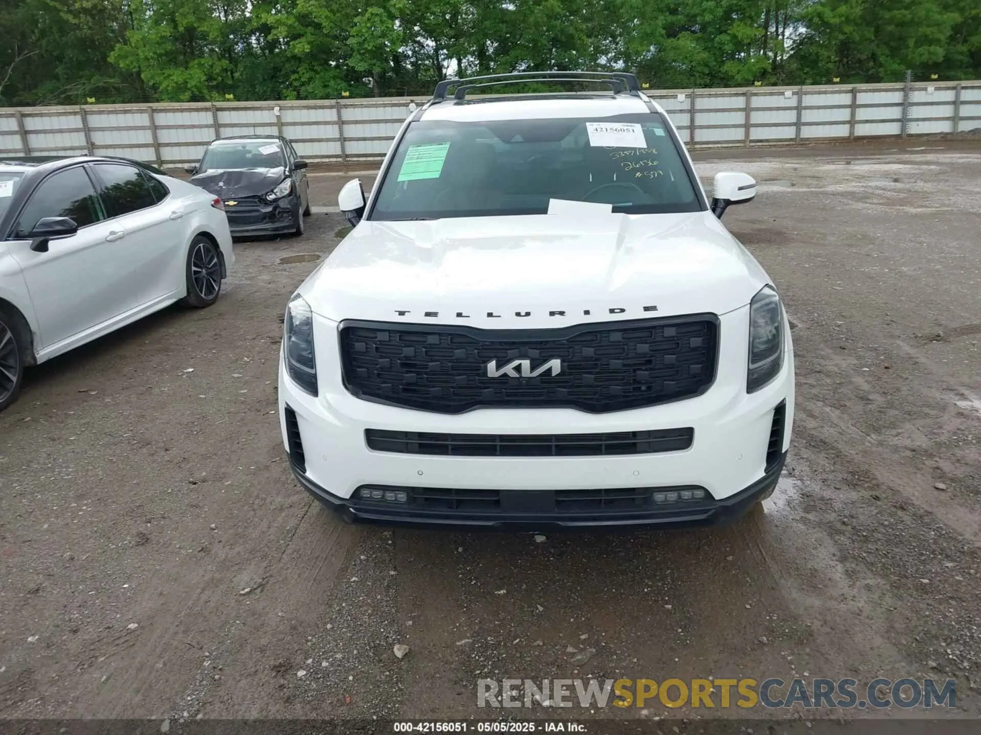 12 Photograph of a damaged car 5XYP5DHC7NG226138 KIA TELLURIDE 2022