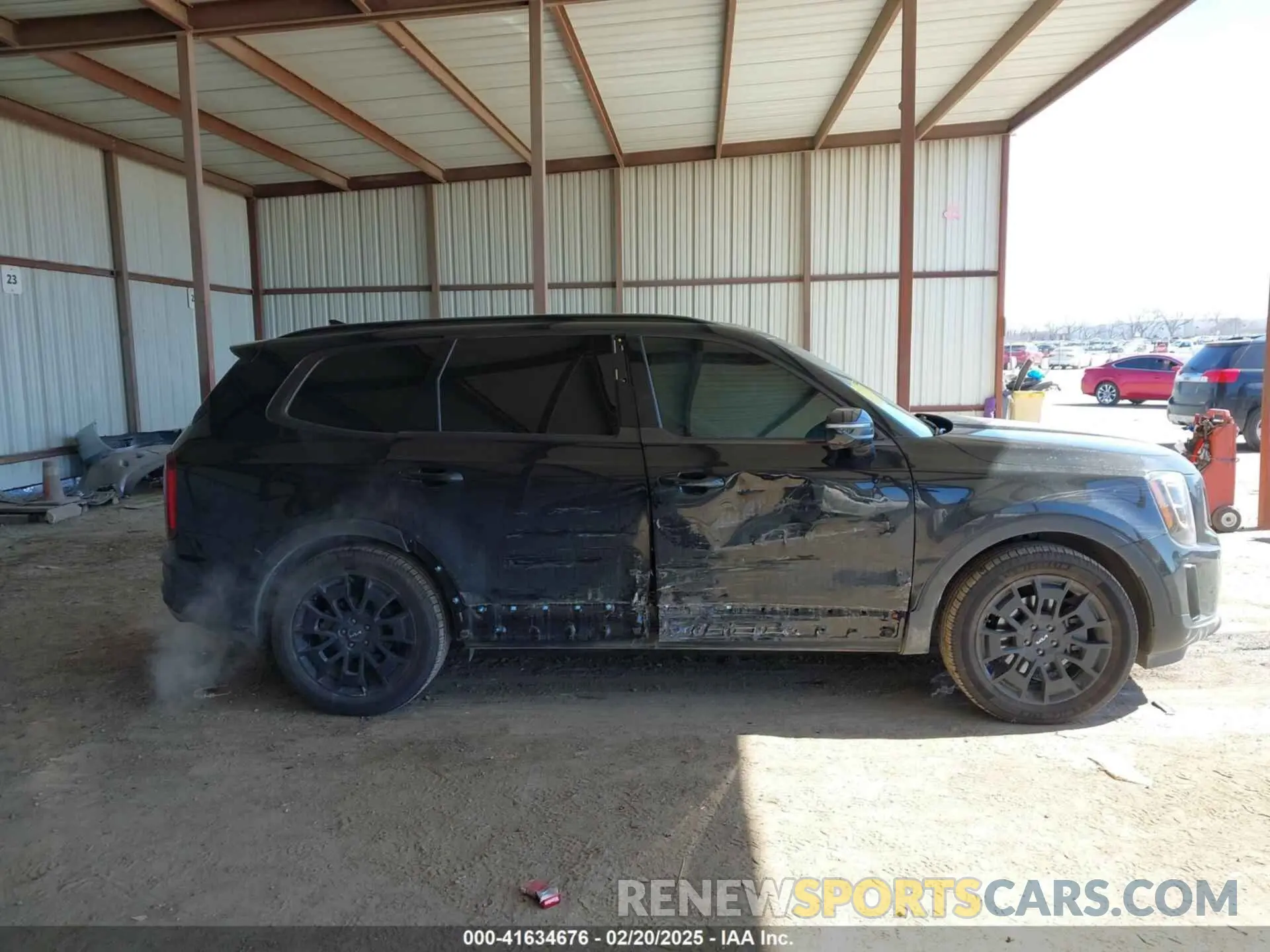 13 Photograph of a damaged car 5XYP5DHC8NG247726 KIA TELLURIDE 2022