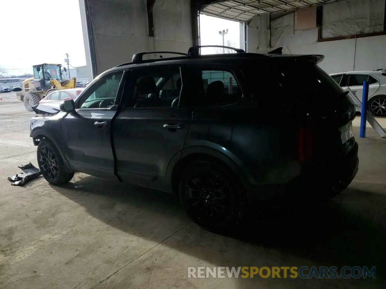 2 Photograph of a damaged car 5XYP5DHC9NG193935 KIA TELLURIDE 2022