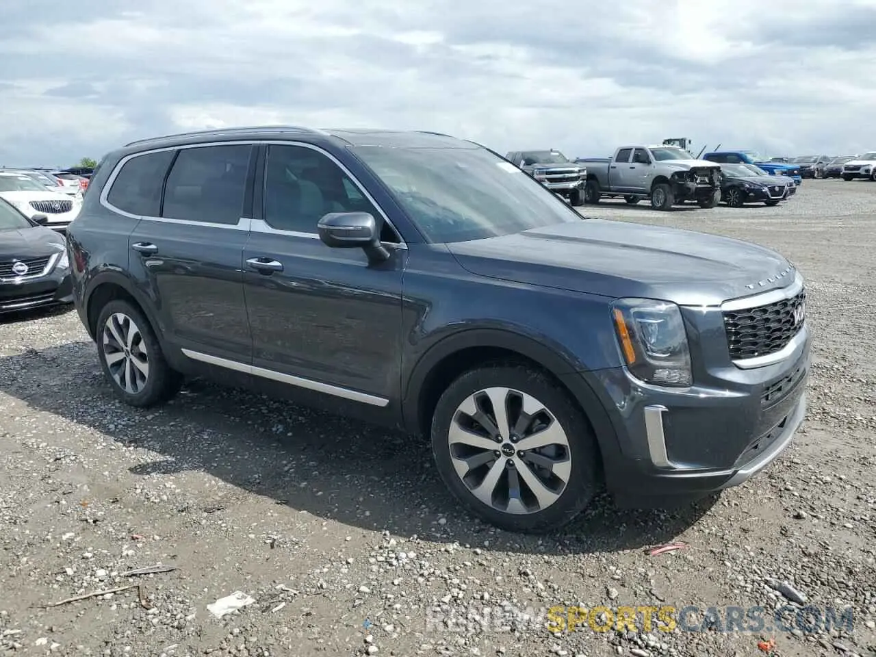 4 Photograph of a damaged car 5XYP64HC6NG245499 KIA TELLURIDE 2022