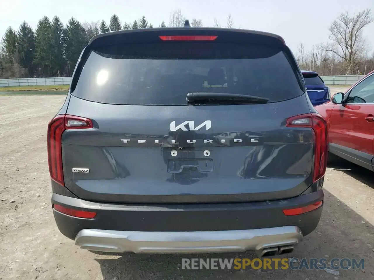 6 Photograph of a damaged car 5XYP6DHC7NG244569 KIA TELLURIDE 2022